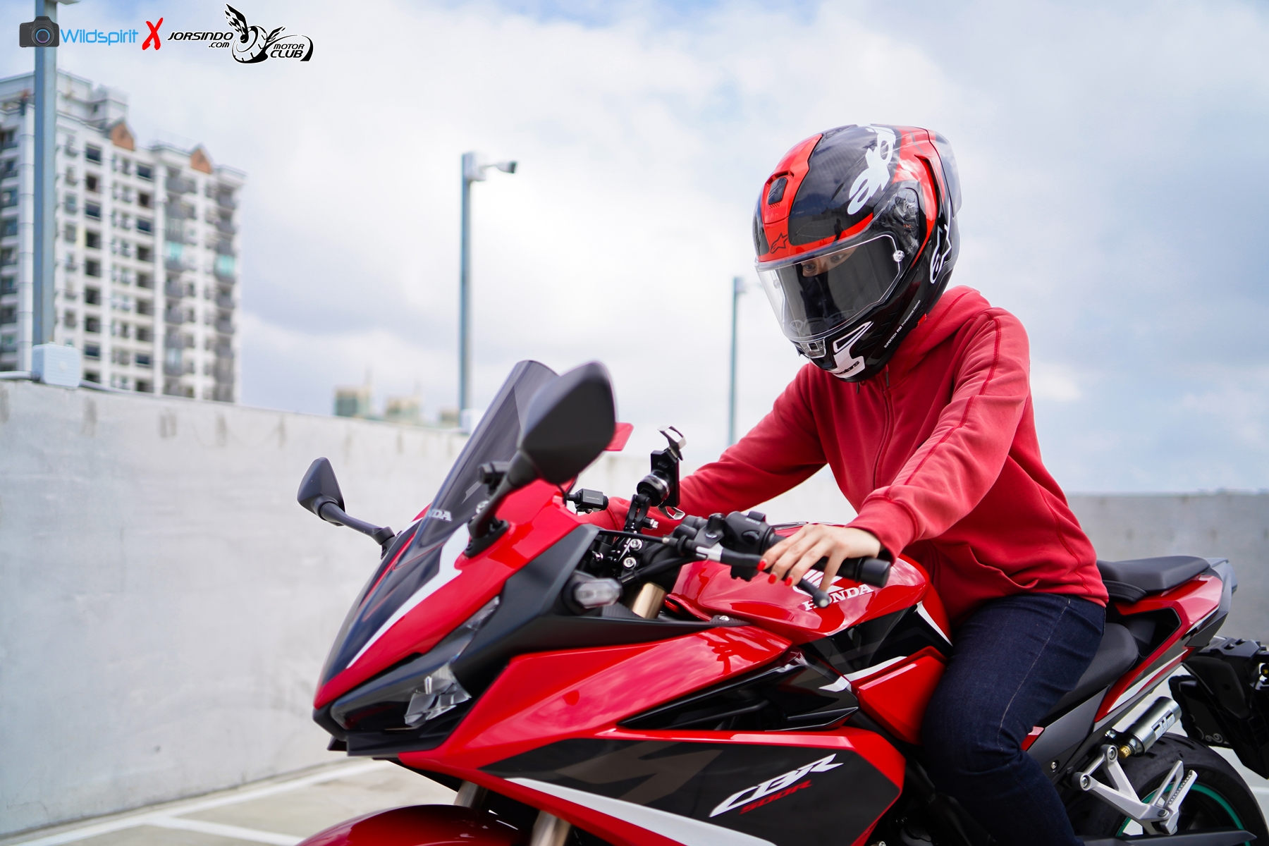 頂級賽事款新挑戰者! Alpinestars【Supertech R-10】Asian Fits4208|小老婆汽機車資訊網