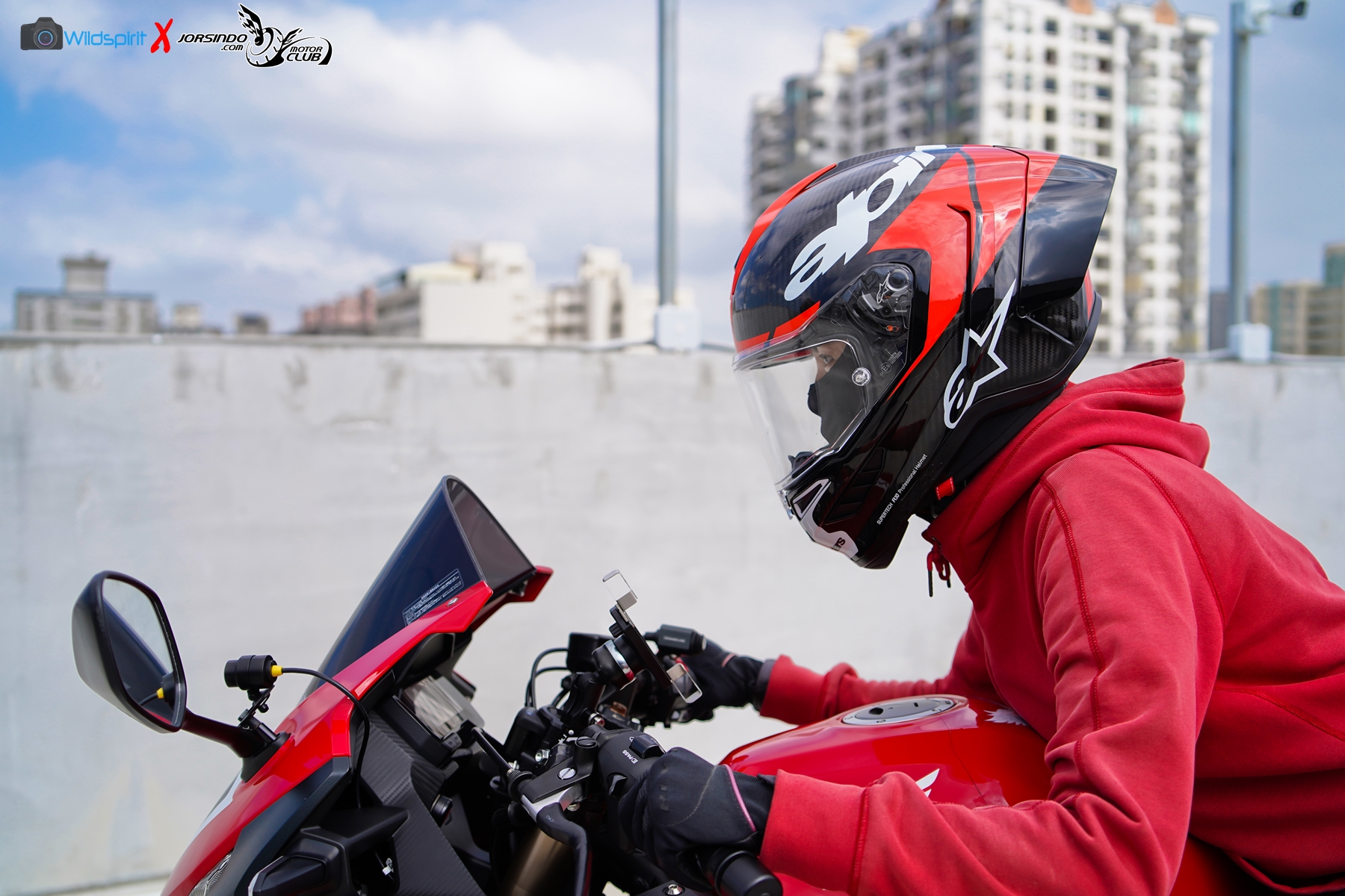 頂級賽事款新挑戰者! Alpinestars【Supertech R-10】Asian Fits7950|小老婆汽機車資訊網