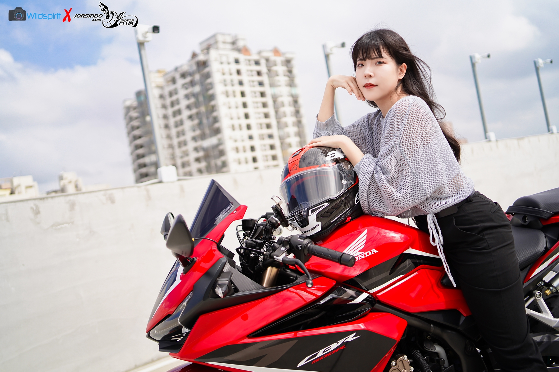 頂級賽事款新挑戰者! Alpinestars【Supertech R-10】Asian Fits6462|小老婆汽機車資訊網