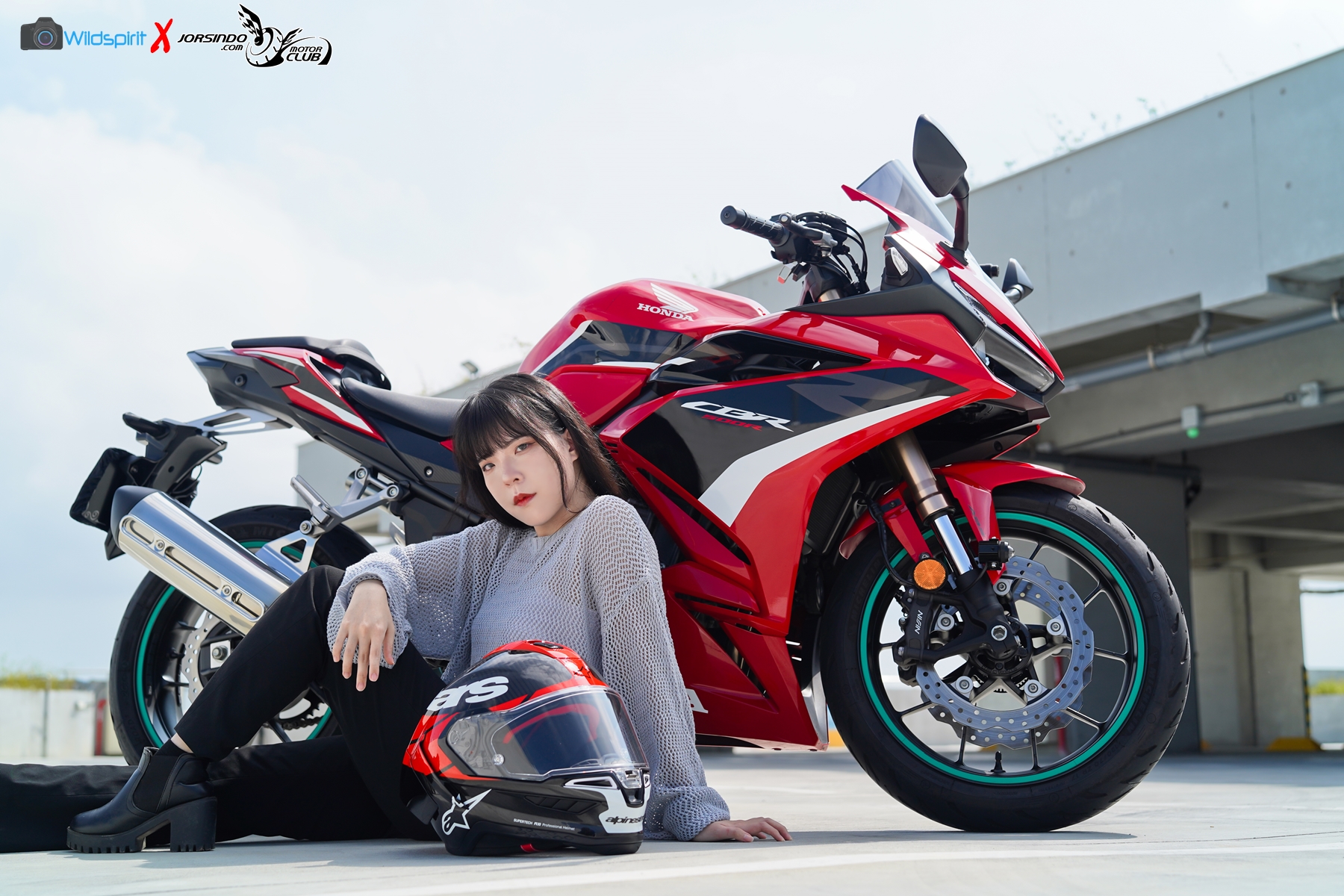 頂級賽事款新挑戰者! Alpinestars【Supertech R-10】Asian Fits1341|小老婆汽機車資訊網