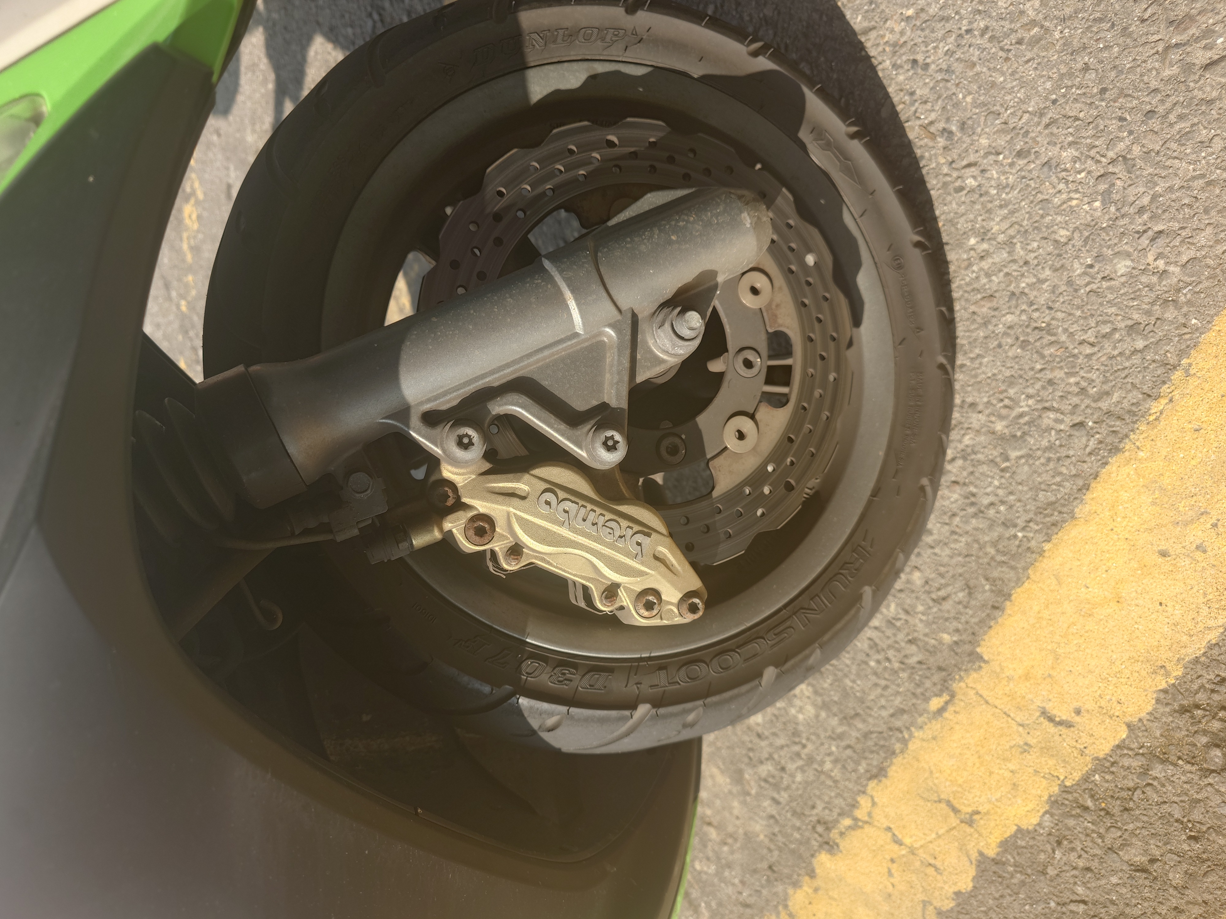 G6 BREMBO 想上260碟6941|小老婆汽機車資訊網