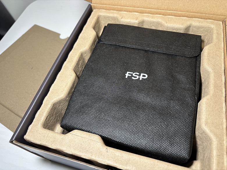 「電力恆久遠，穩定永流傳」全漢 FSP MEGA Ti 1650W 電力怪獸6685|小老婆汽機車資訊網