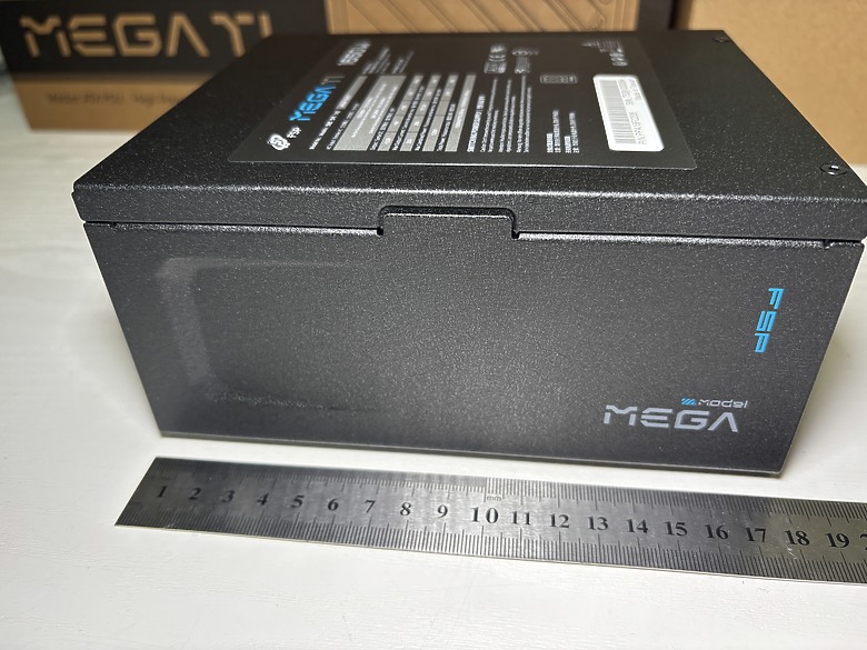 「電力恆久遠，穩定永流傳」全漢 FSP MEGA Ti 1650W 電力怪獸1898|小老婆汽機車資訊網