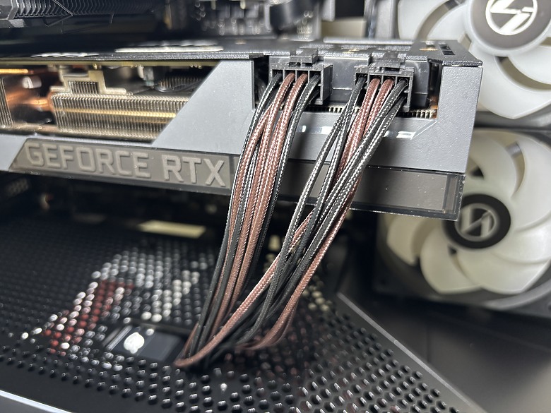 「電力恆久遠，穩定永流傳」全漢 FSP MEGA Ti 1650W 電力怪獸2840|小老婆汽機車資訊網