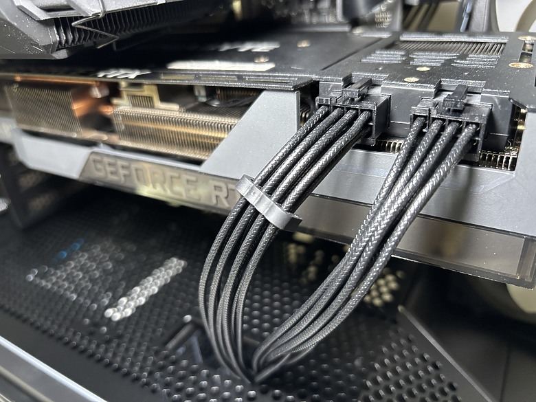 「電力恆久遠，穩定永流傳」全漢 FSP MEGA Ti 1650W 電力怪獸2456|小老婆汽機車資訊網