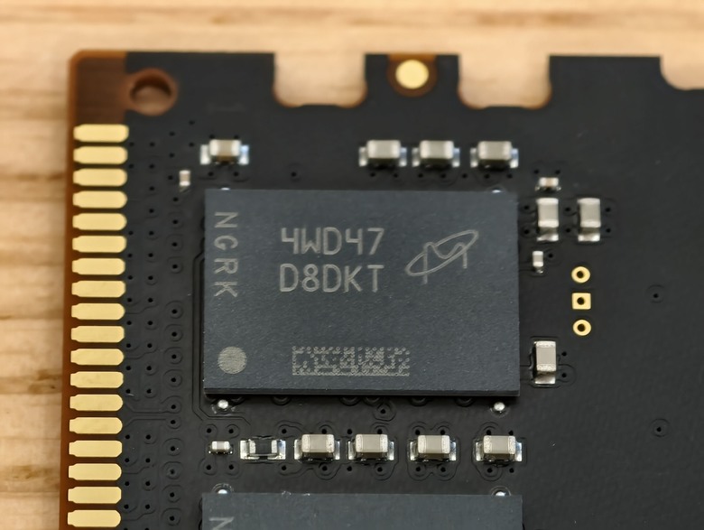 求變也求穩，Crucial CUDDIM DDR5-6400 16GB X2開箱試用4307|小老婆汽機車資訊網