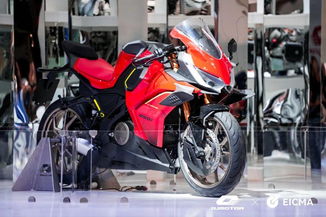 [米兰车展]QJMOTOR 品牌发展史上的高光时刻，这设计太过惊艳7460|小老婆汽機車資訊網