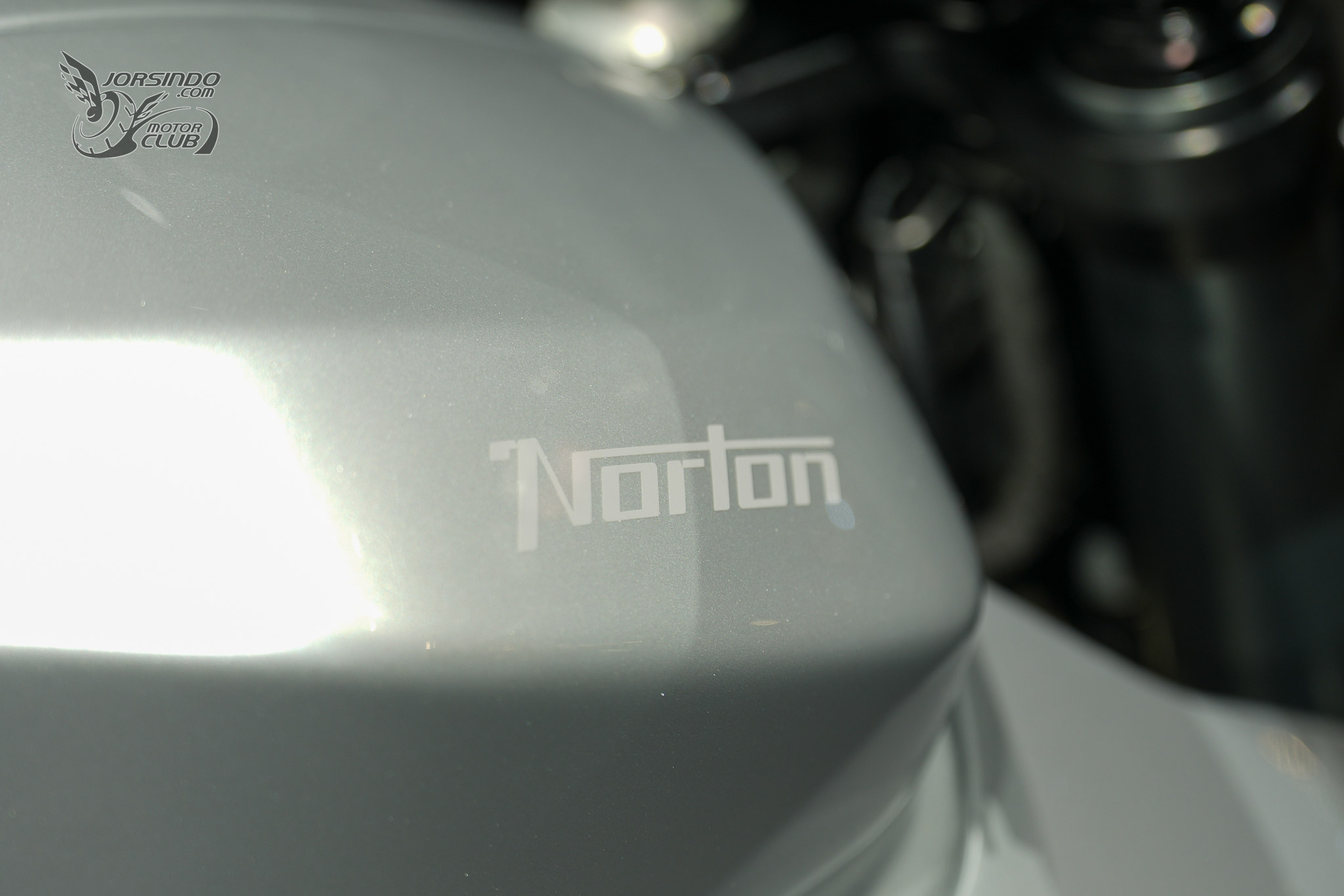 [2025米蘭車展]未來感滿點！Norton Manx 科技大軍壓境1656|小老婆汽機車資訊網