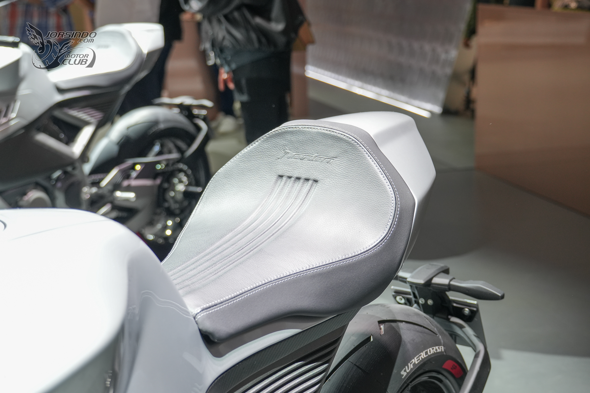 [2025米蘭車展]未來感滿點！Norton Manx 科技大軍壓境9725|小老婆汽機車資訊網