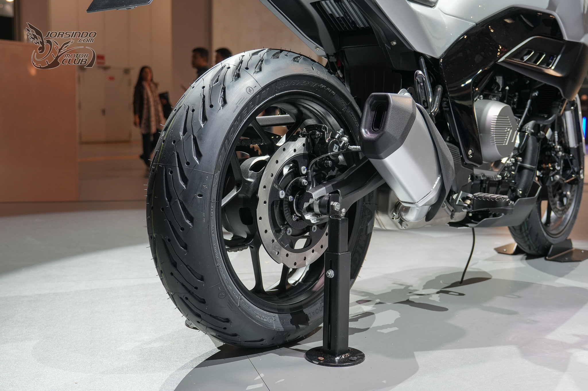 [2025米蘭車展]未來感滿點！Norton Manx 科技大軍壓境8335|小老婆汽機車資訊網