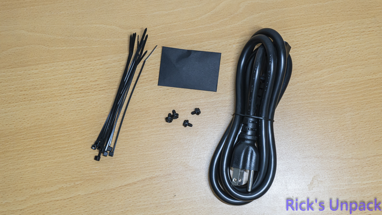 【開箱】更適合PCDIY的側出電源 | CORSAIR RM850x SHIFT（2025）1156|小老婆汽機車資訊網