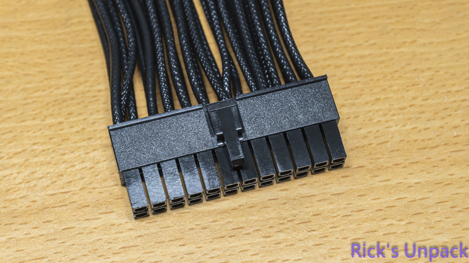 【開箱】更適合PCDIY的側出電源 | CORSAIR RM850x SHIFT（2025）2006|小老婆汽機車資訊網