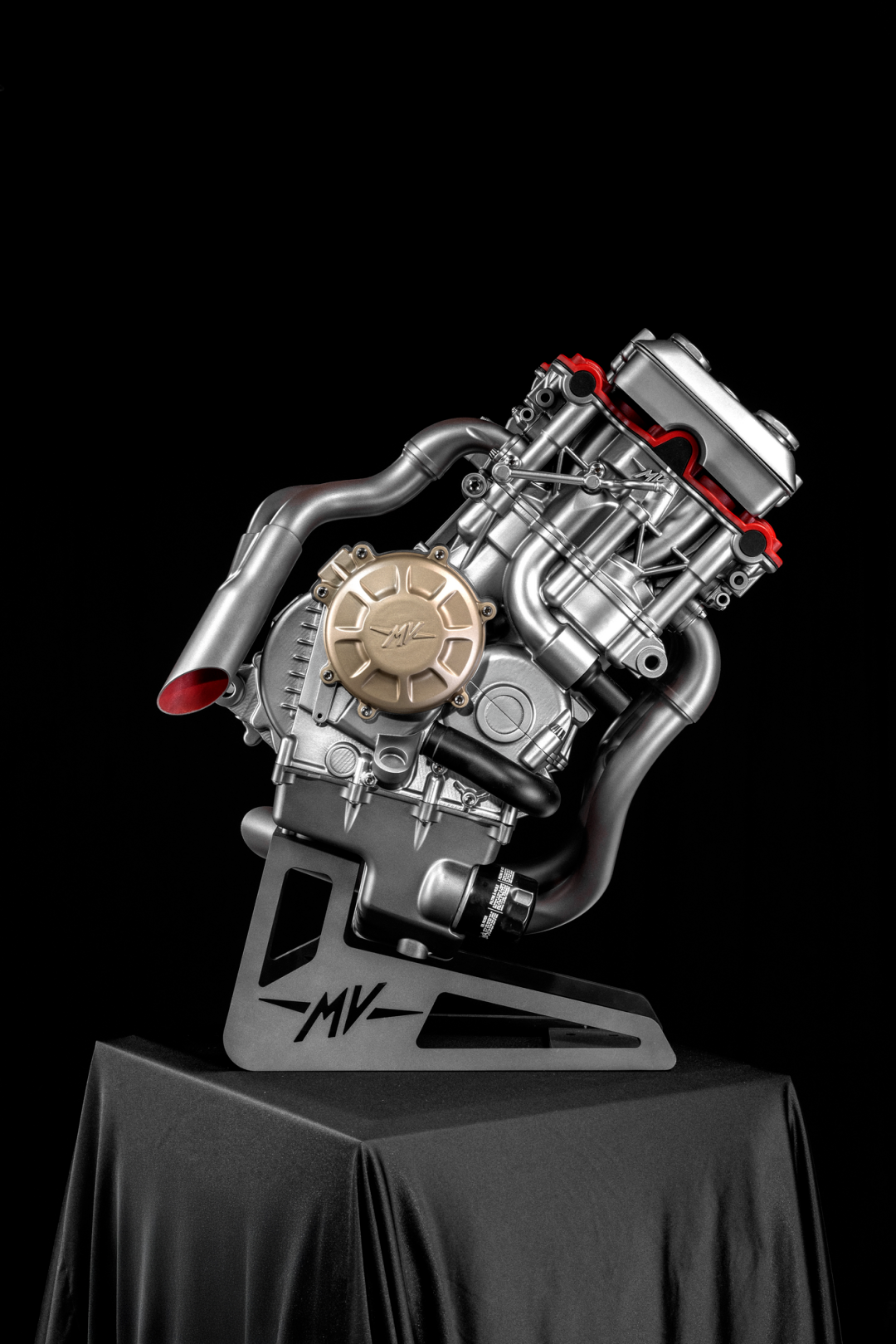 MV Agusta 五缸引擎更多信息曝光，首款车型已在测试中！9193|小老婆汽機車資訊網
