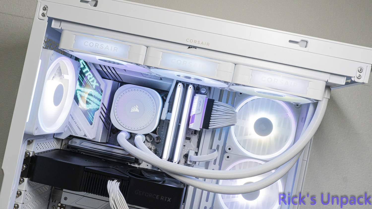 【開箱】泰坦潔白水冷 | CORSAIR iCUE LiNK TITAN 360 RX RGB WHITE8244|小老婆汽機車資訊網