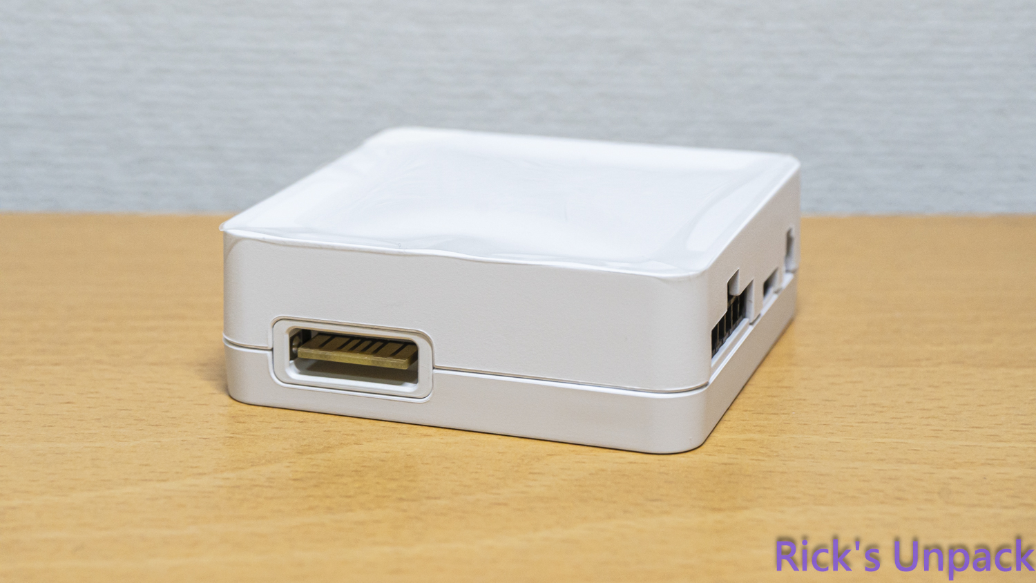 【開箱】泰坦潔白水冷 | CORSAIR iCUE LiNK TITAN 360 RX RGB WHITE991|小老婆汽機車資訊網