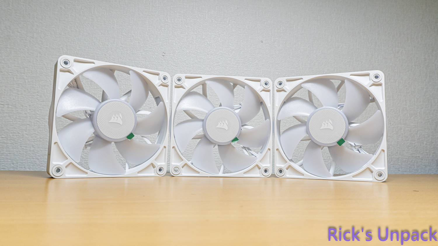 【開箱】泰坦潔白水冷 | CORSAIR iCUE LiNK TITAN 360 RX RGB WHITE1751|小老婆汽機車資訊網