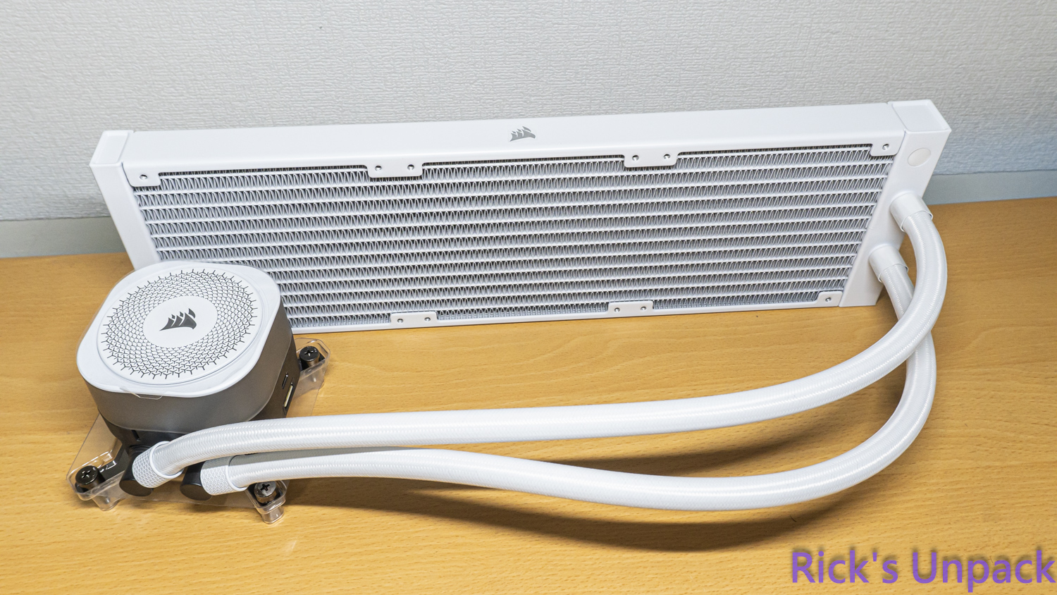 【開箱】泰坦潔白水冷 | CORSAIR iCUE LiNK TITAN 360 RX RGB WHITE3439|小老婆汽機車資訊網