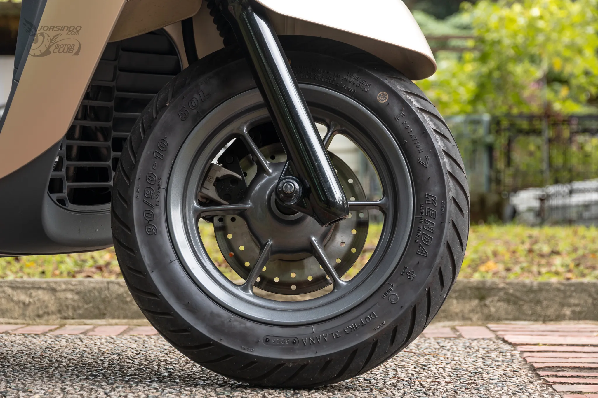 [深度測試] YAMAHA CUXiE經典重生！續航、騎乘感、通勤實測一次看2866|小老婆汽機車資訊網