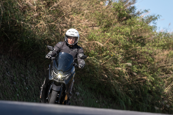 [深度測試] 旗艦真跑旅YAMAHA NMAX長途騎乘 x YECVT深度解析