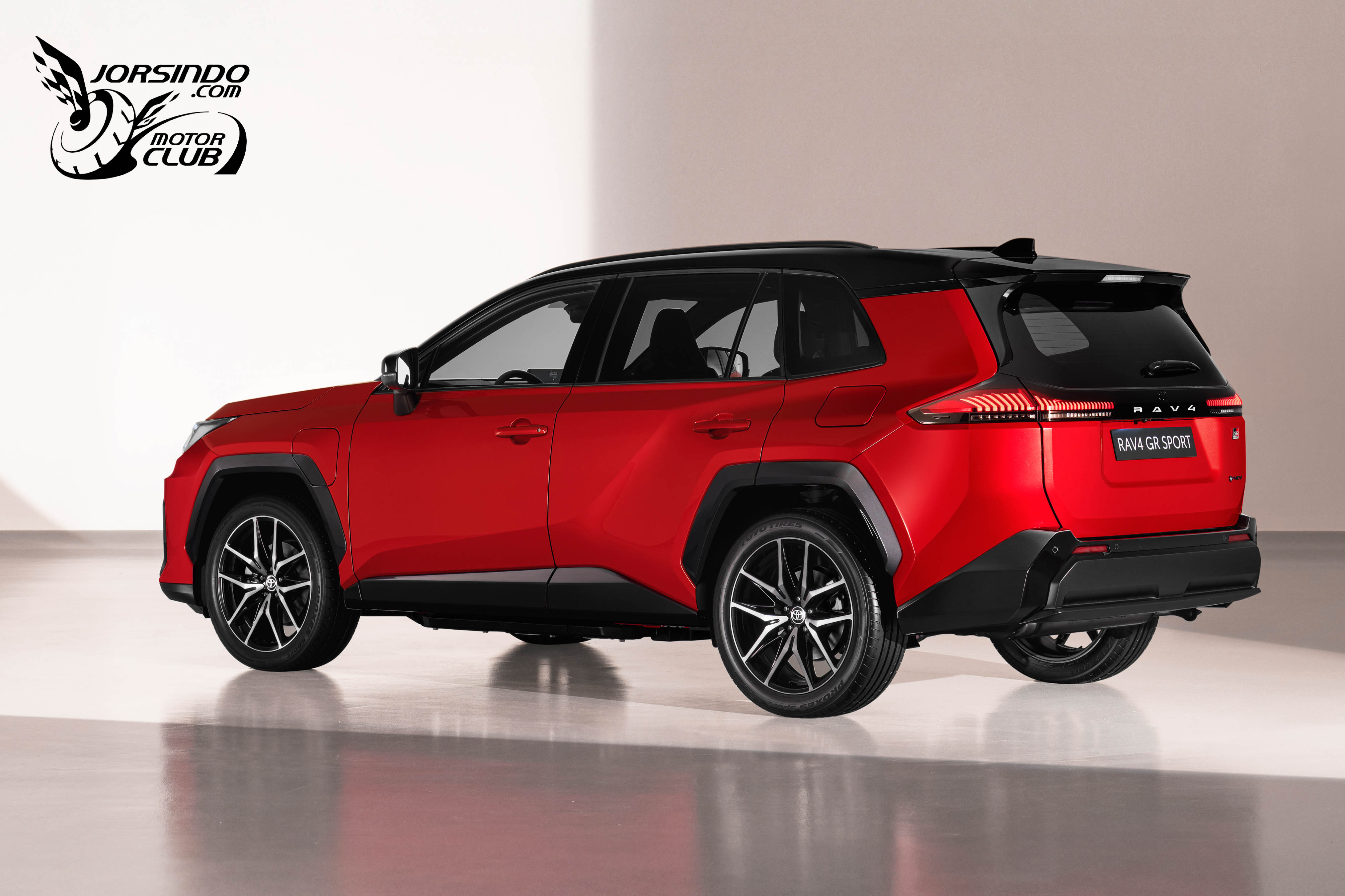 Toyota大改款RAV4麗寶賽道曝光，320hp之GR Sport版磨刀霍霍！2017|小老婆汽機車資訊網