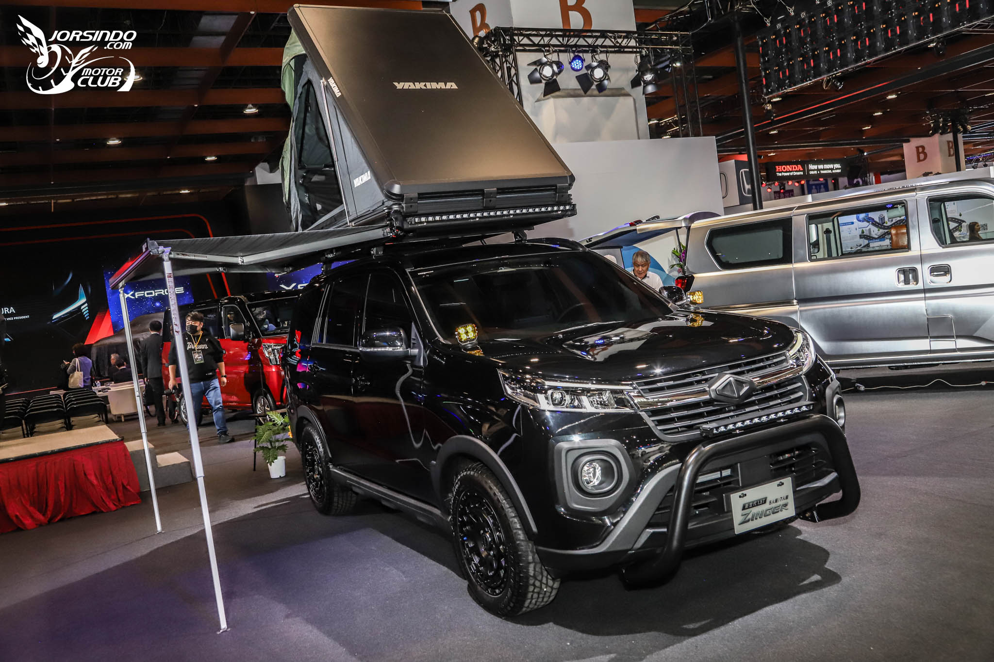 [2026台北車展] 三菱回來了！79.9 萬元起跨界新星 XFORCE 上市2798|小老婆汽機車資訊網
