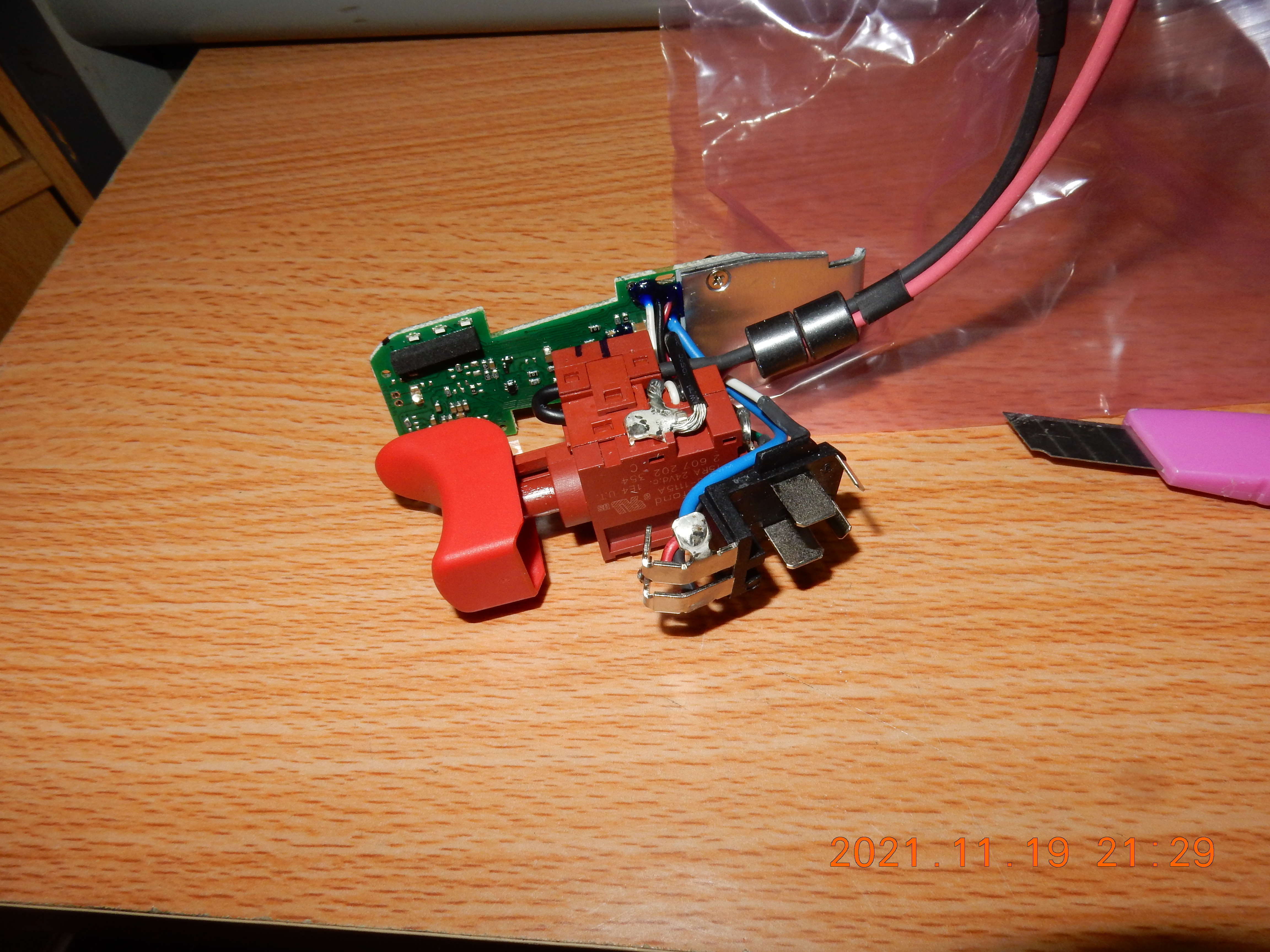 T-221-自己工具自己修GSB 10.8-2-LI5847|小老婆汽機車資訊網