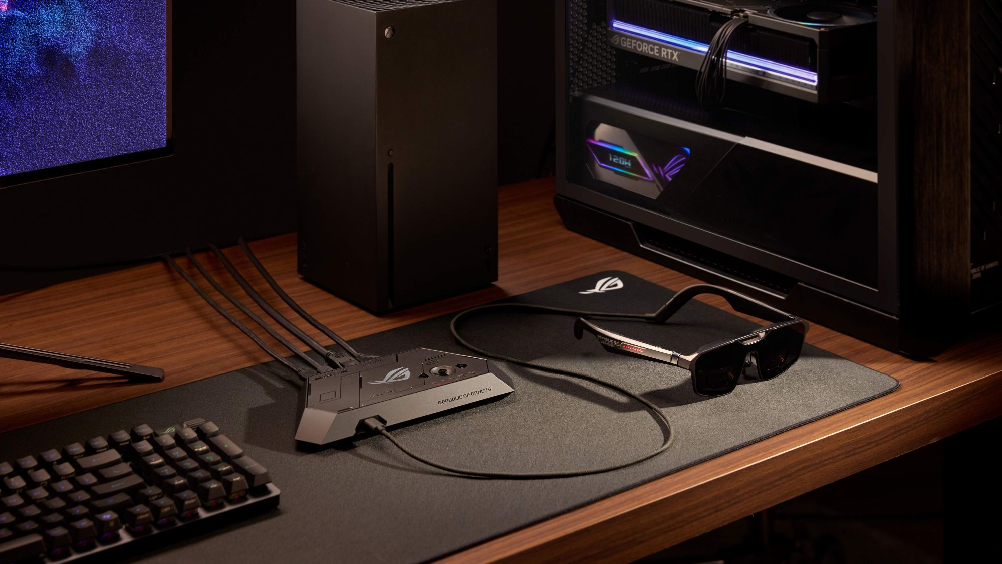 ROG 智慧眼鏡、Zephyrus Duo 雙螢幕筆電，華碩大秀創新顯示肌肉3655|電競,智慧眼鏡,華碩,華碩ASUS小老婆汽機車資訊網