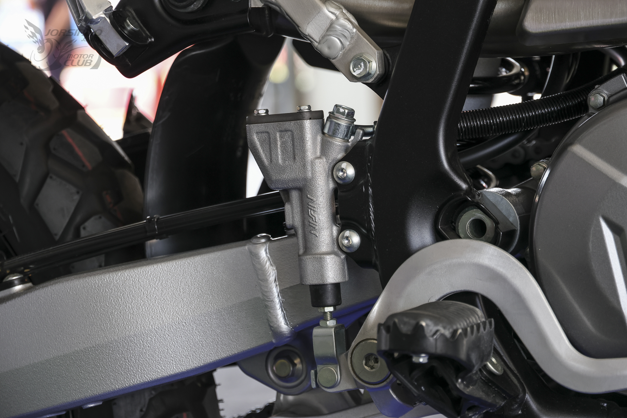 一「絲」不苟！SUZUKI DR-Z4S / DR-Z4SM 召回公告3981|小老婆汽機車資訊網