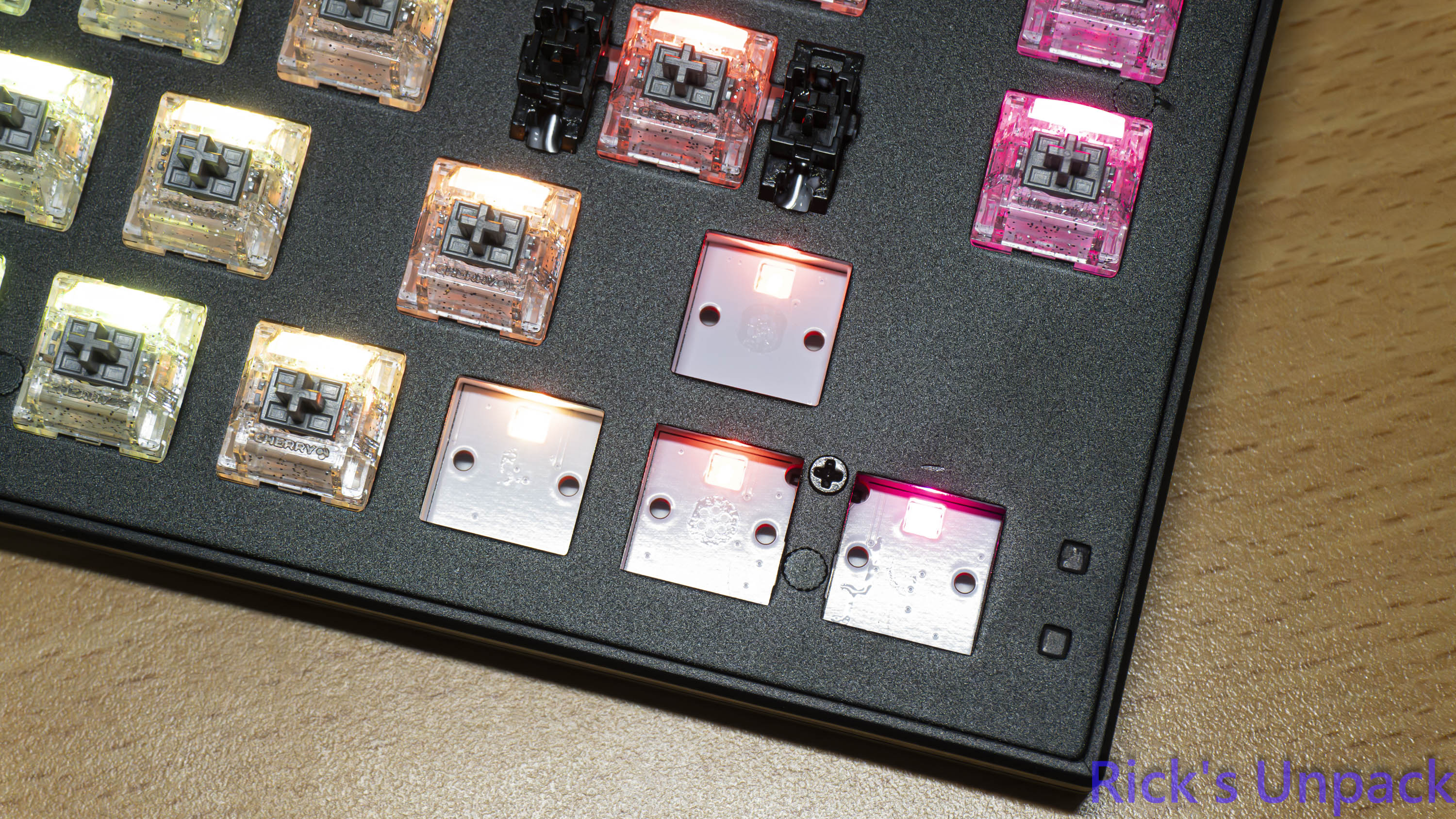 【開箱】CHERRY XTRFY K5 PRO TMR RGB ft. CHERRY HW2.2 WIRELESS1979|小老婆汽機車資訊網