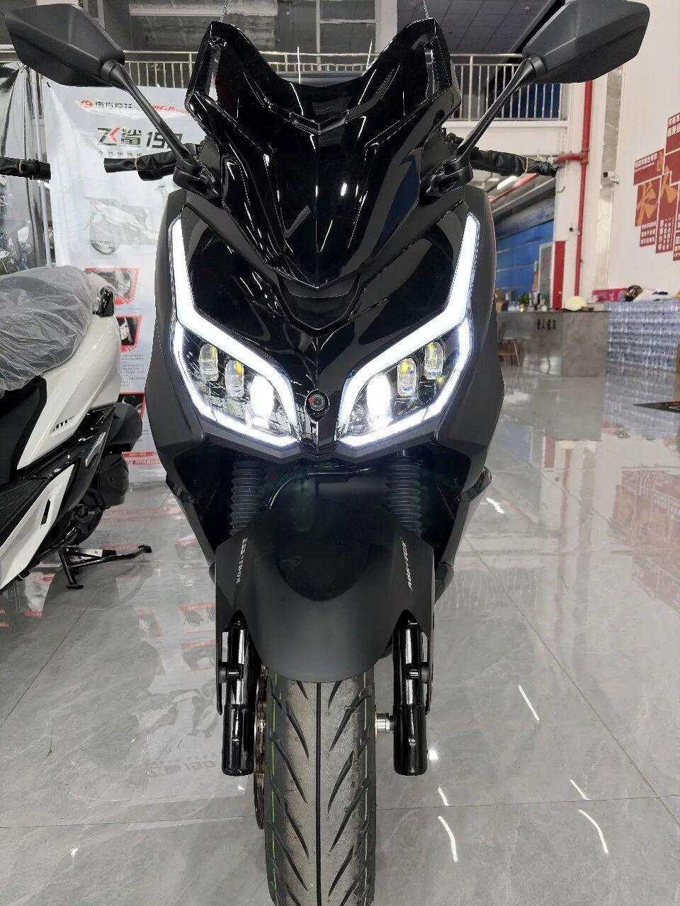 [大陆车讯]12,580元！带你看飞鲨150实车，700km续航+自动风挡...161|小老婆汽機車資訊網
