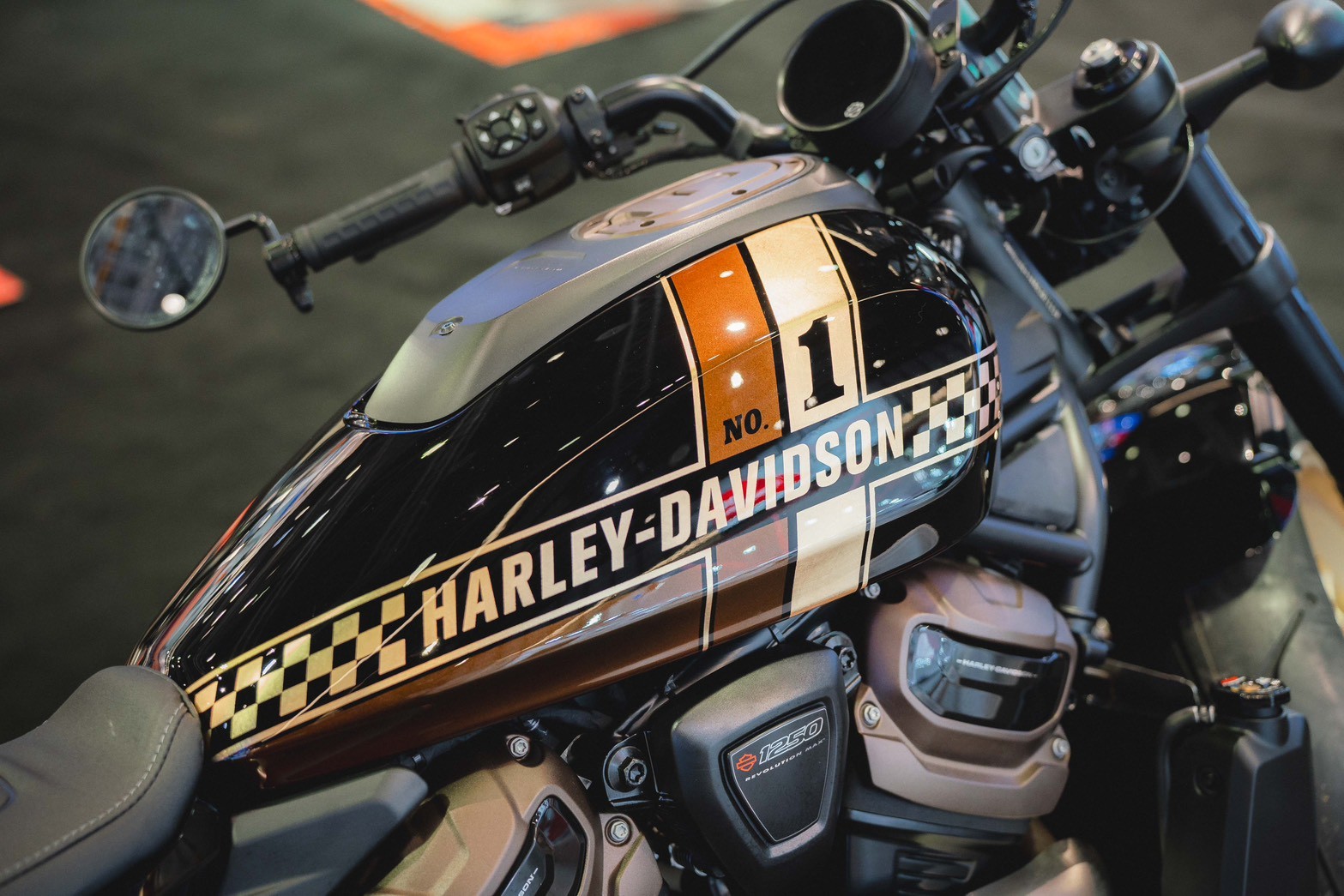 哈雷傳奇降臨三創！Harley-Davidson 2026 全系列外展登場1033|小老婆汽機車資訊網