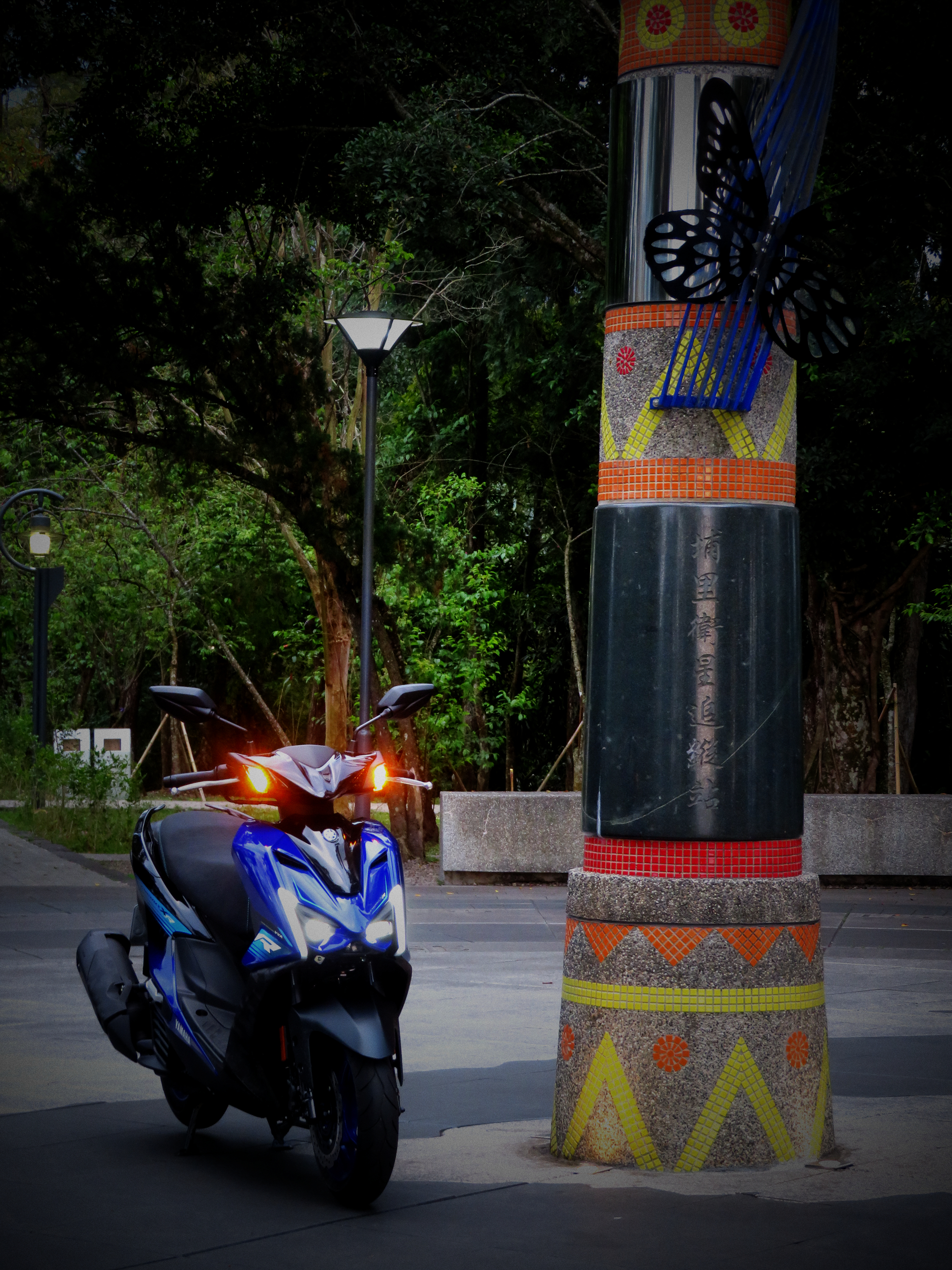 七代勁戰 155 ICON BLUE競技藍5673|小老婆汽機車資訊網