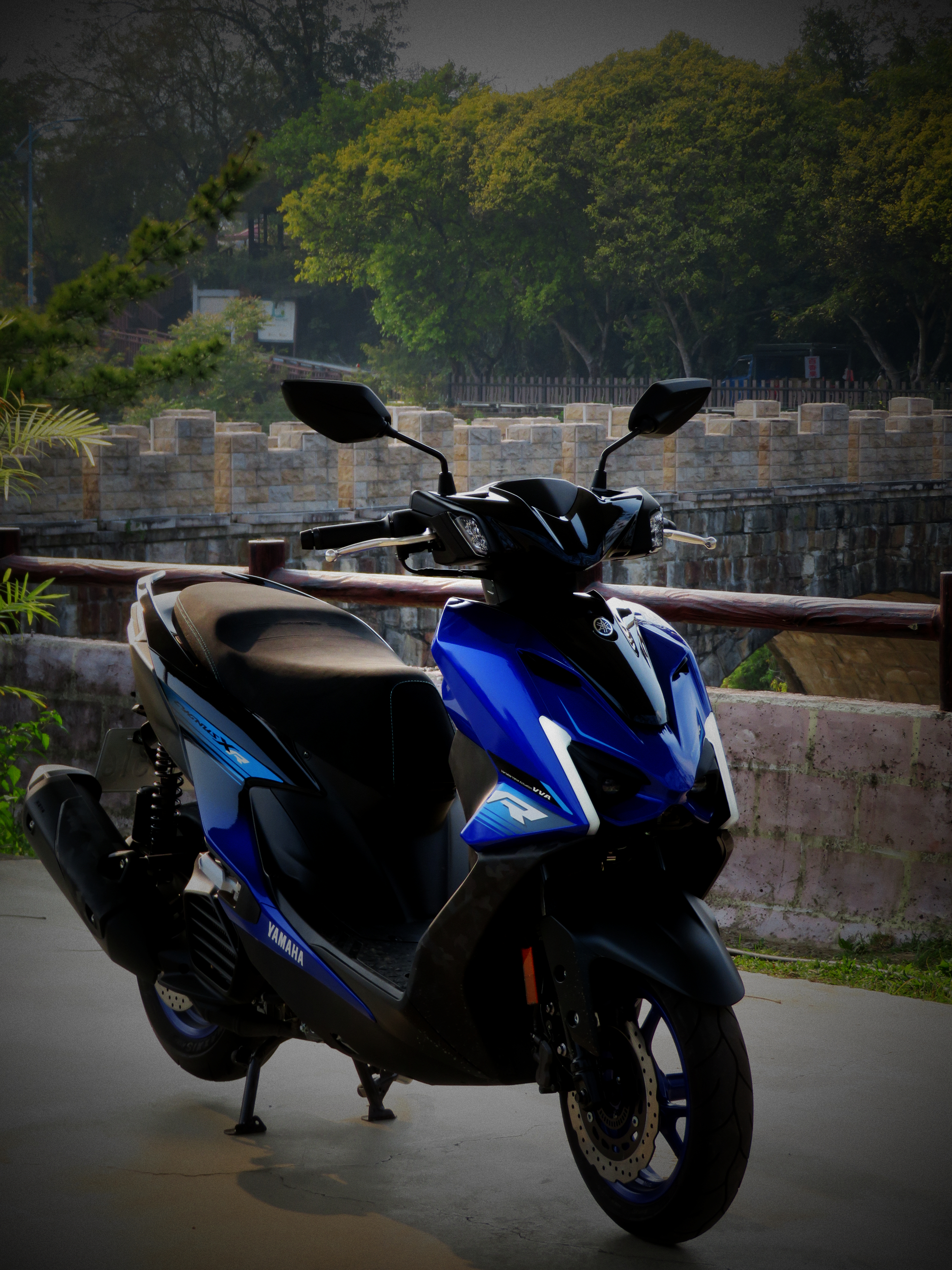 七代勁戰 155 ICON BLUE競技藍5698|小老婆汽機車資訊網
