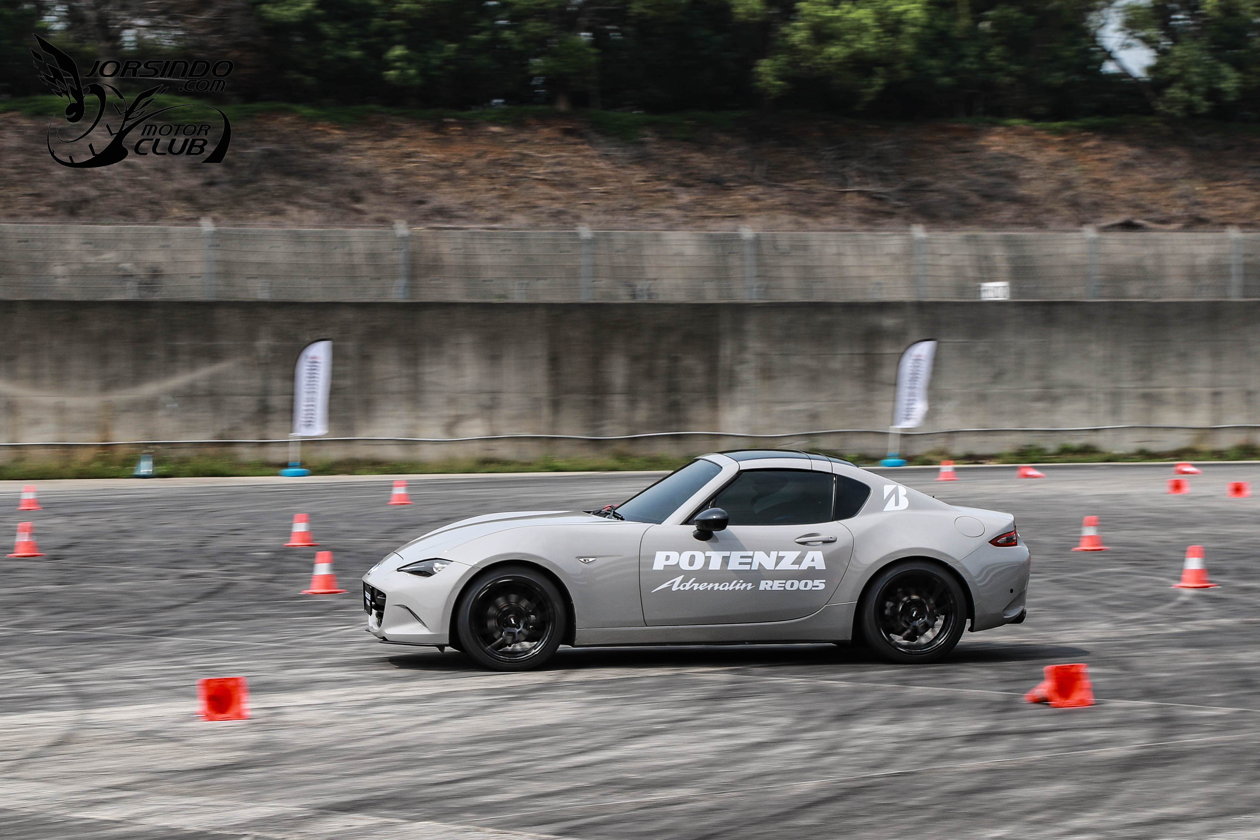 激烈操駕只有「黏」！普利司通Potenza Adrenalin RE005試胎心得641|小老婆汽機車資訊網