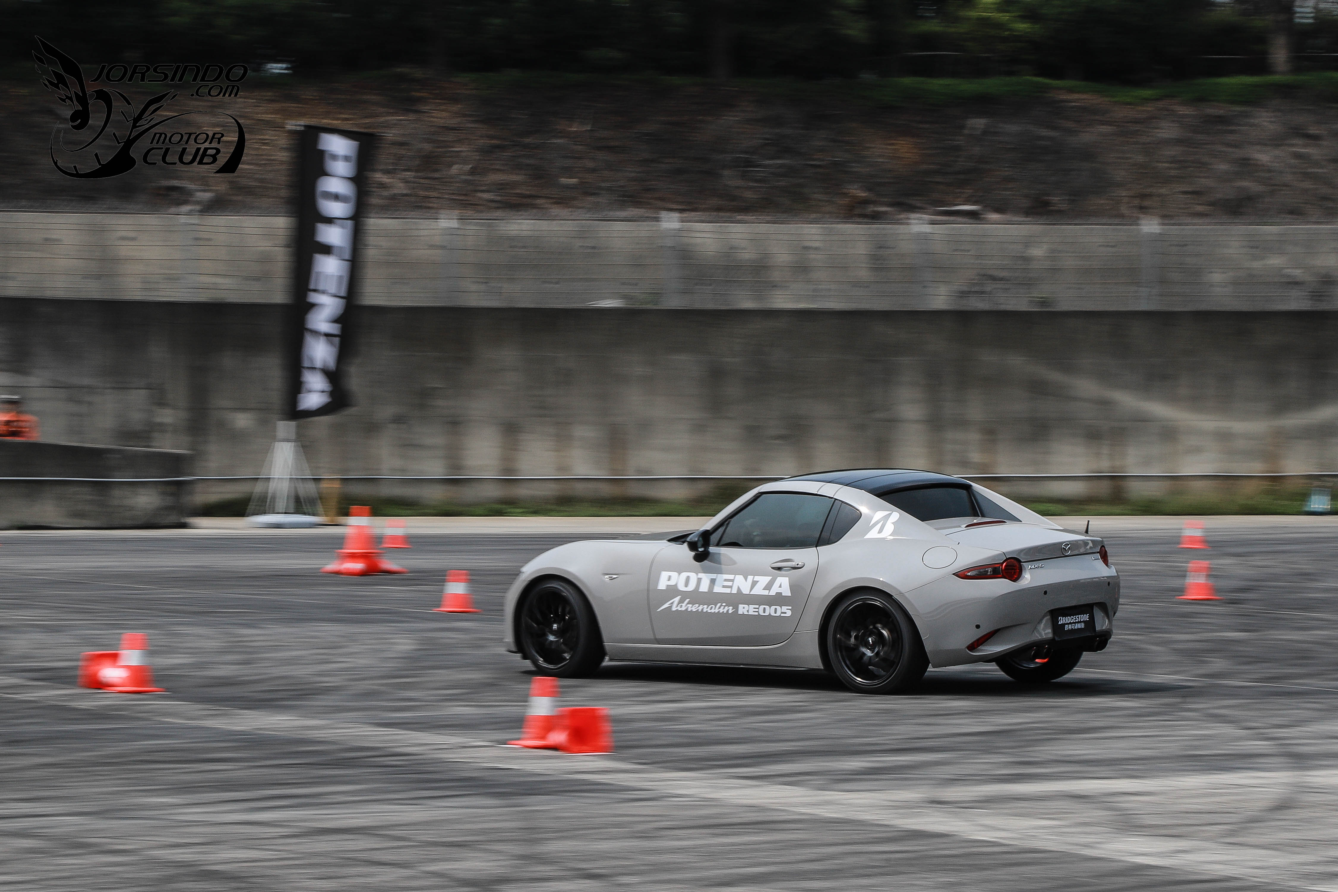 激烈操駕只有「黏」！普利司通Potenza Adrenalin RE005試胎心得8503|小老婆汽機車資訊網