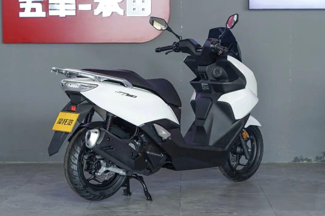 [大陆车讯]豪爵终于跌落榜首，五羊本田NWT150用“真实力”...313|小老婆汽機車資訊網