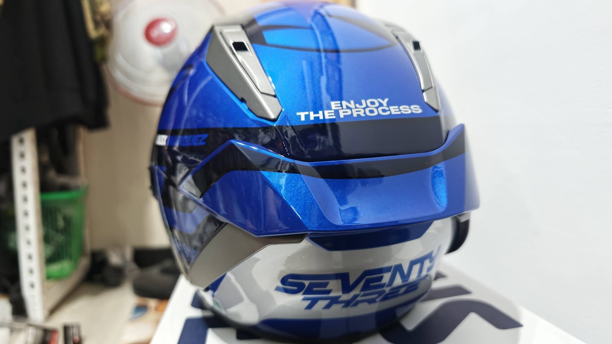 SHOEI X-Fifteen A.MARQUEZ73 V3 與官網圖片不一樣的地方疑問488|小老婆汽機車資訊網
