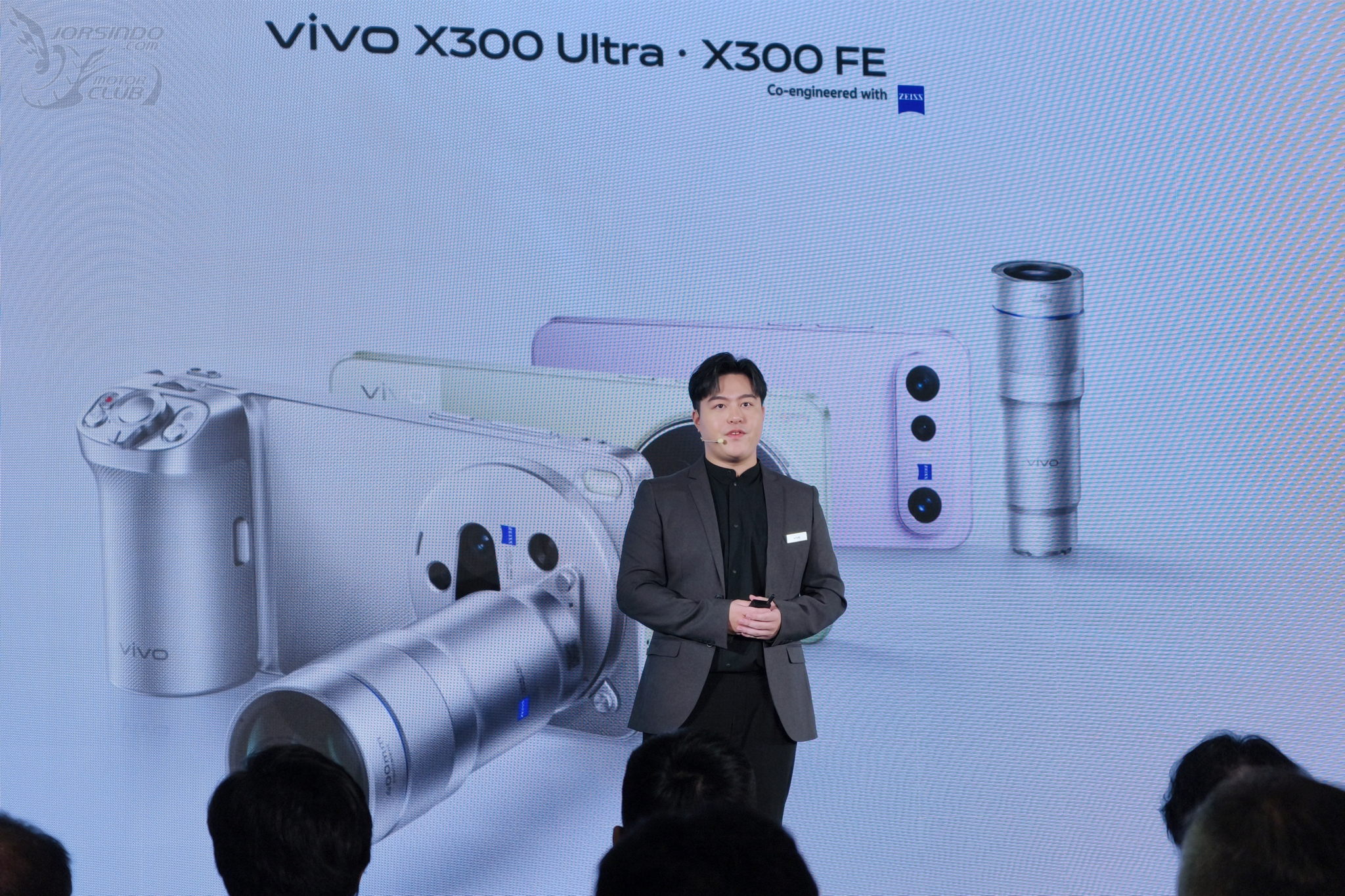 守住 4 字頭！vivo X300 Ultra 在台發表，超美型 X300 FE 同步登場5560|vivo X300 Ultra,X300 FE,vivo,增距鏡,X300小老婆汽機車資訊網