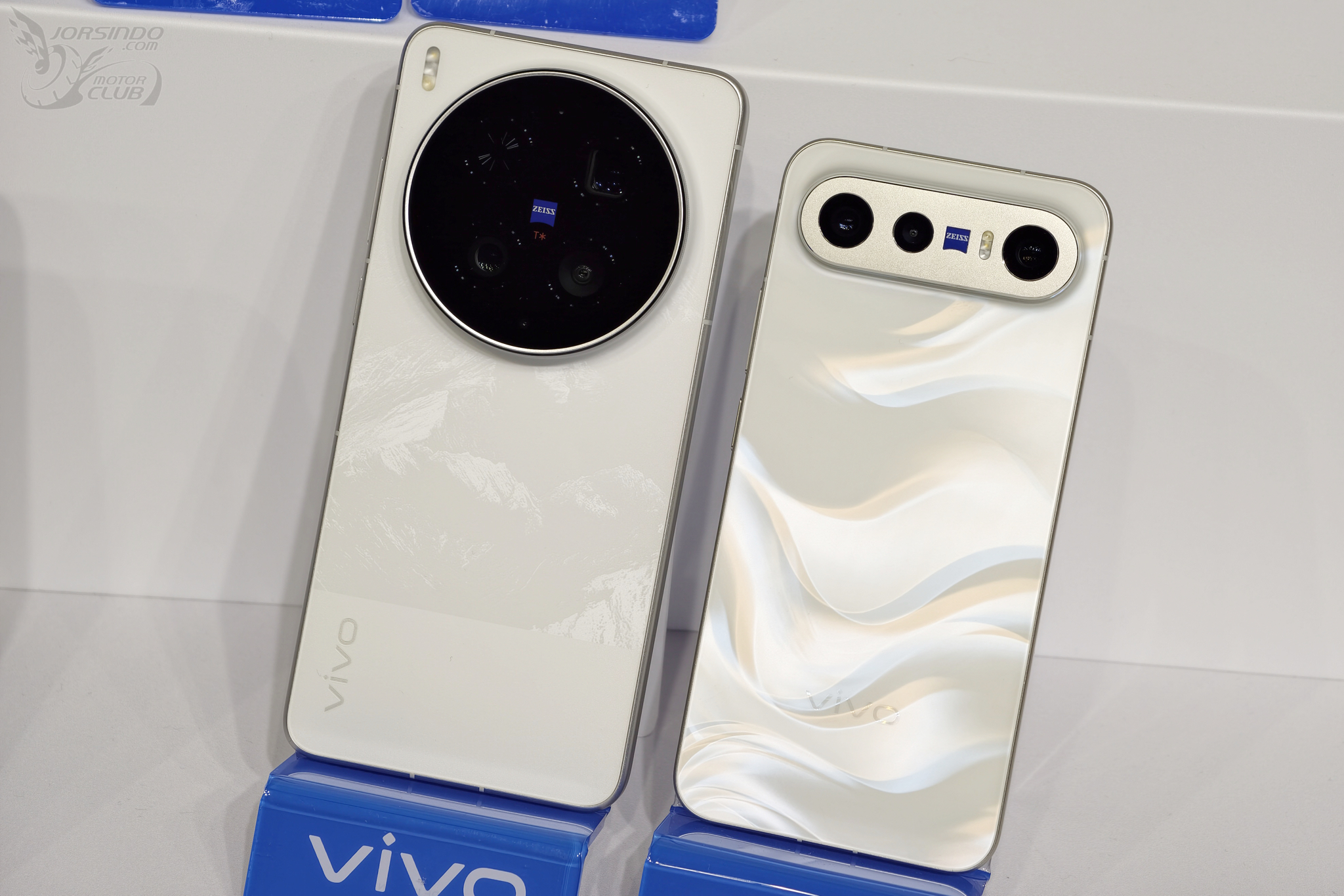 守住 4 字頭！vivo X300 Ultra 在台發表，超美型 X300 FE 同步登場7491|vivo X300 Ultra,X300 FE,vivo,增距鏡,X300小老婆汽機車資訊網