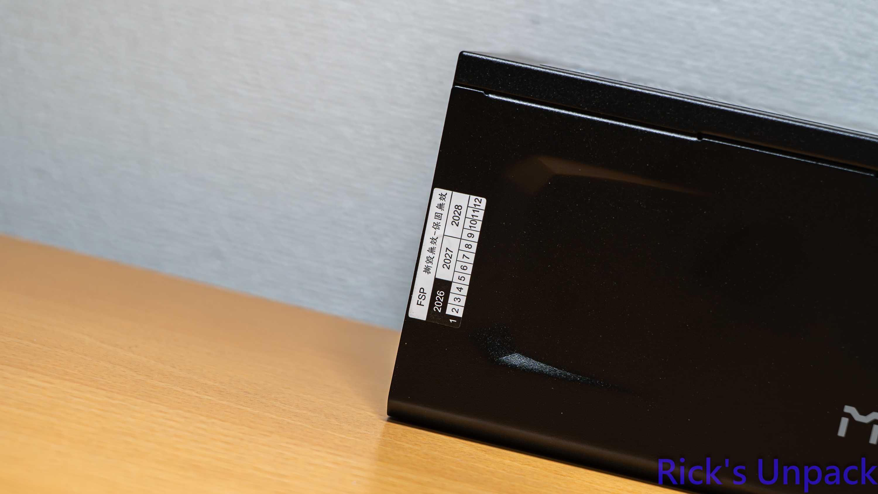 【開箱】旗艦金牌MIT電源 | FSP MEGA GM 1000W MIT8306|小老婆汽機車資訊網