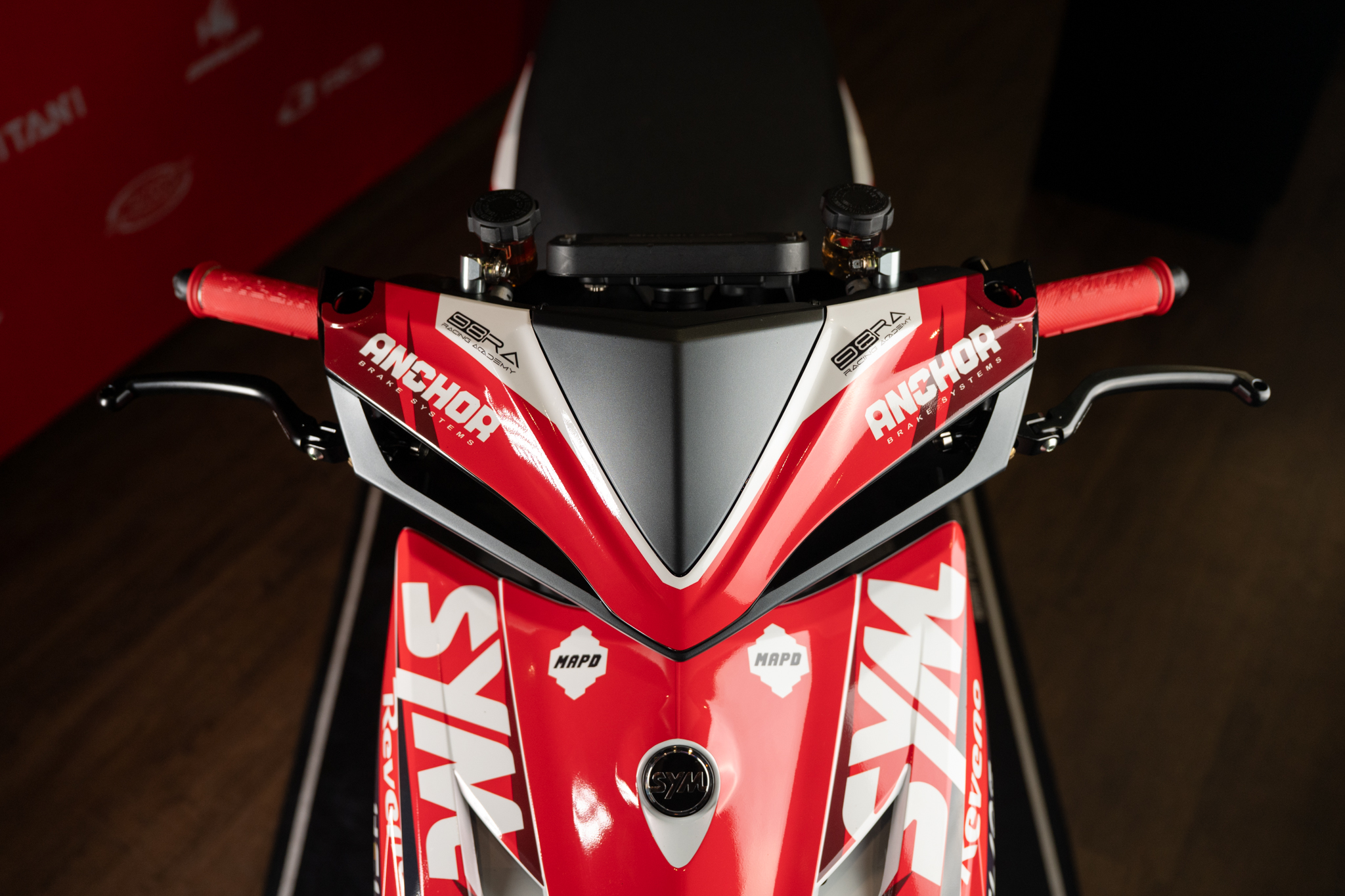 辣個男人回來了！98 Racing Academy 正式成軍，黃晧 TSS 首戰雙冠5833|小老婆汽機車資訊網