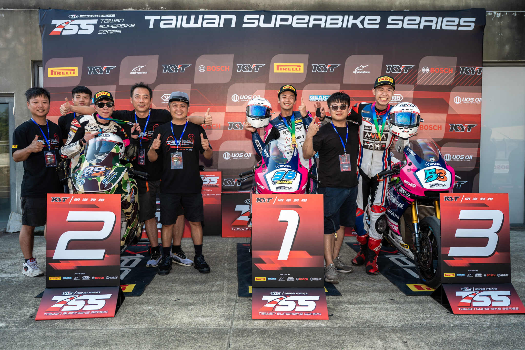 辣個男人回來了！98 Racing Academy 正式成軍，黃晧 TSS 首戰雙冠9088|小老婆汽機車資訊網