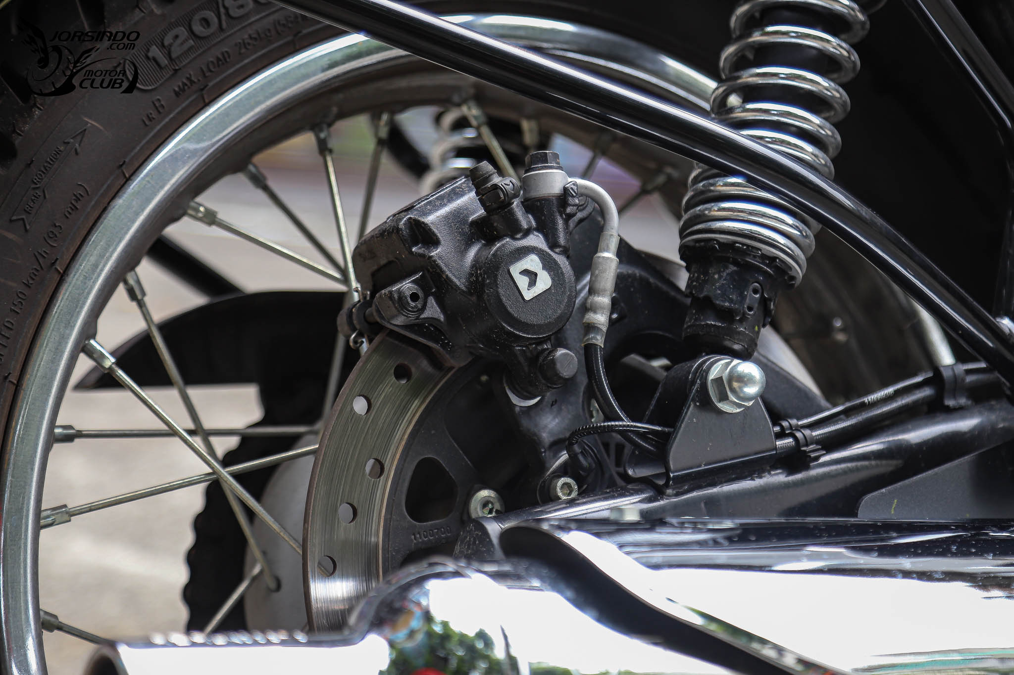 穿越時空的英倫文物！Royal Enfield Bullet / Classic / Meteor 350 試駕141|小老婆汽機車資訊網