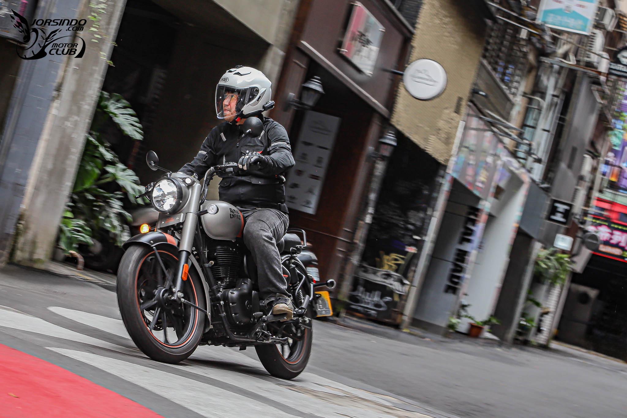 穿越時空的英倫文物！Royal Enfield Bullet / Classic / Meteor 350 試駕254|小老婆汽機車資訊網