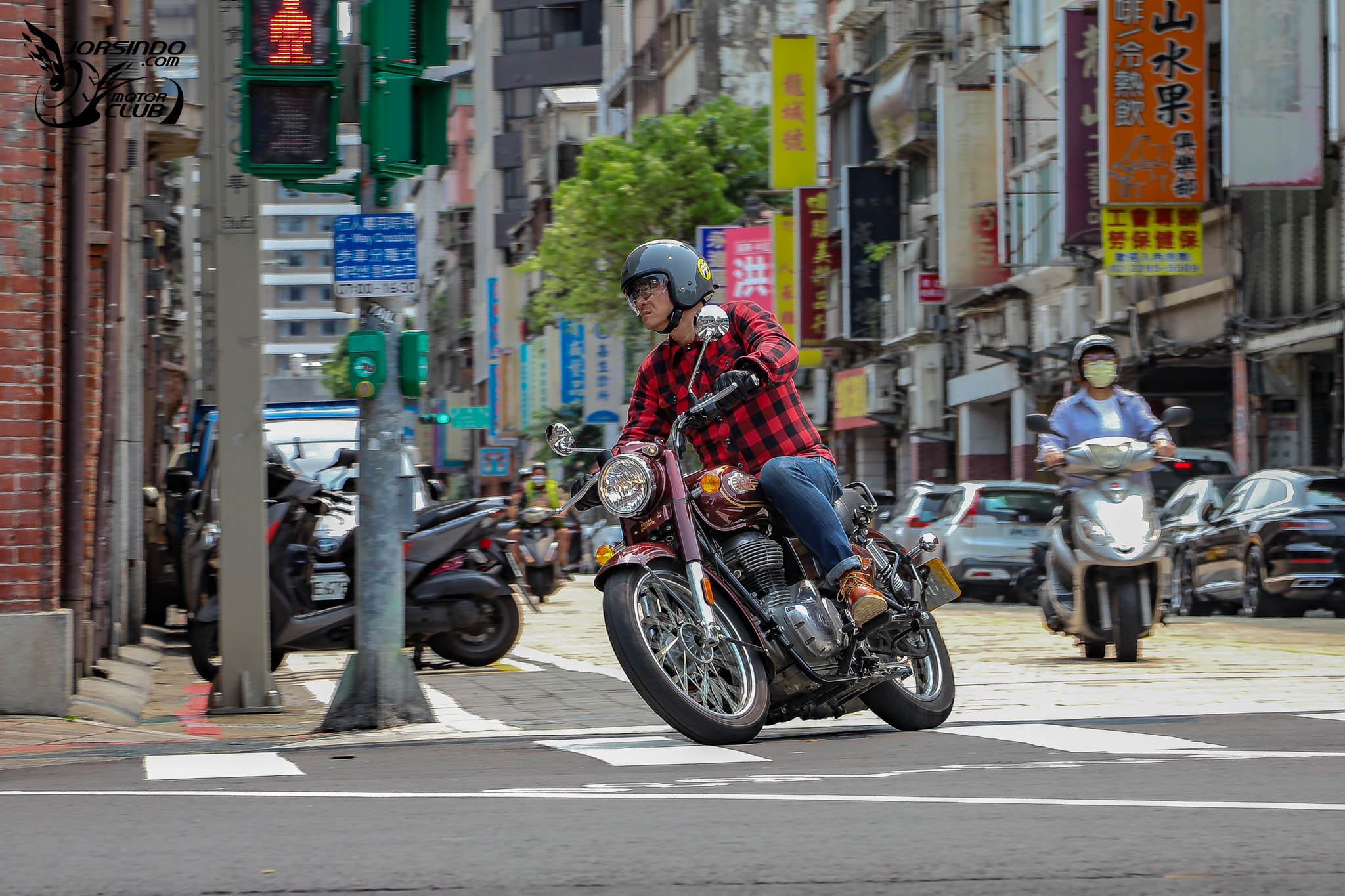 穿越時空的英倫文物！Royal Enfield Bullet / Classic / Meteor 350 試駕9909|小老婆汽機車資訊網