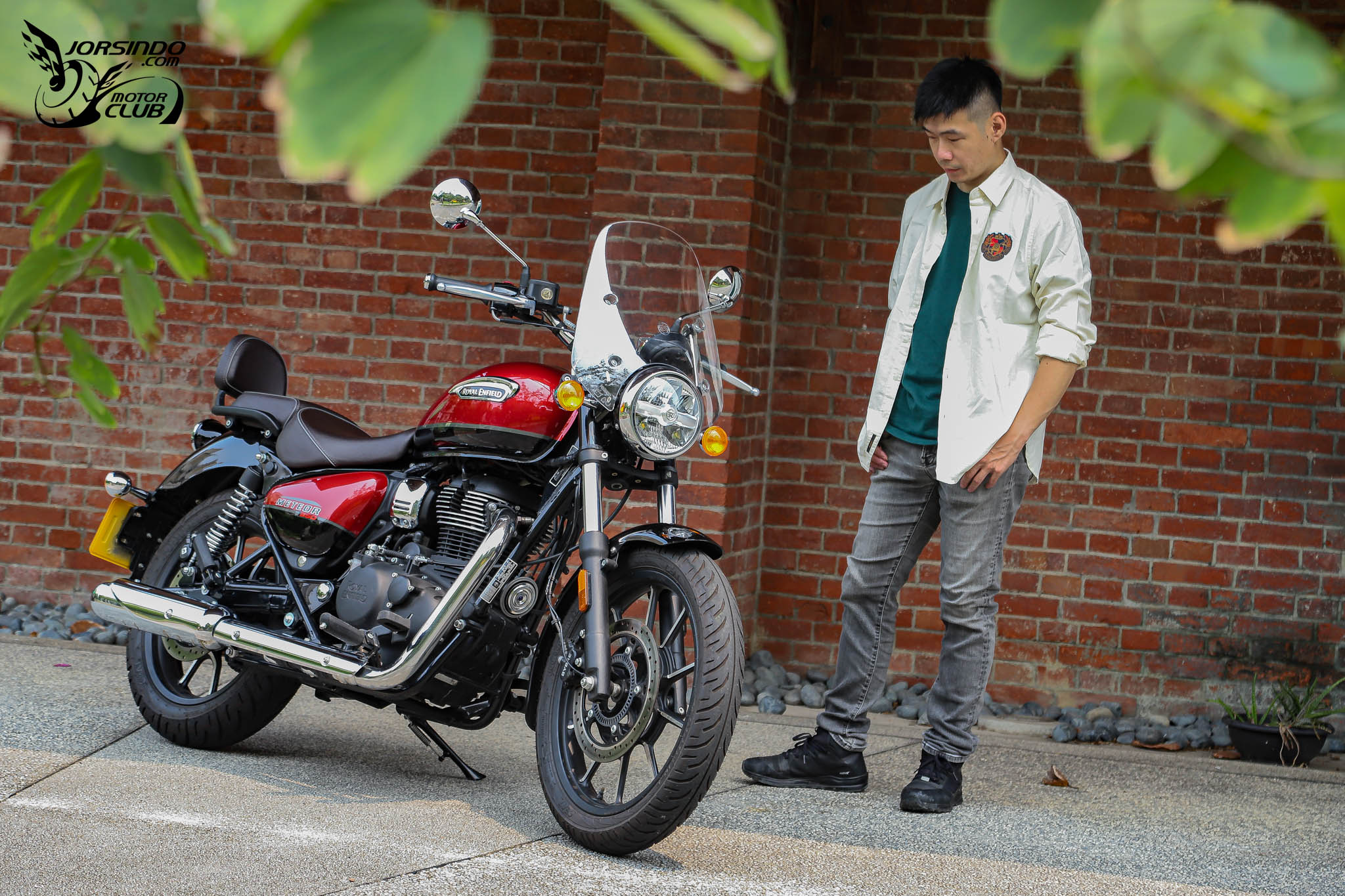 穿越時空的英倫文物！Royal Enfield Bullet / Classic / Meteor 350 試駕6625|小老婆汽機車資訊網
