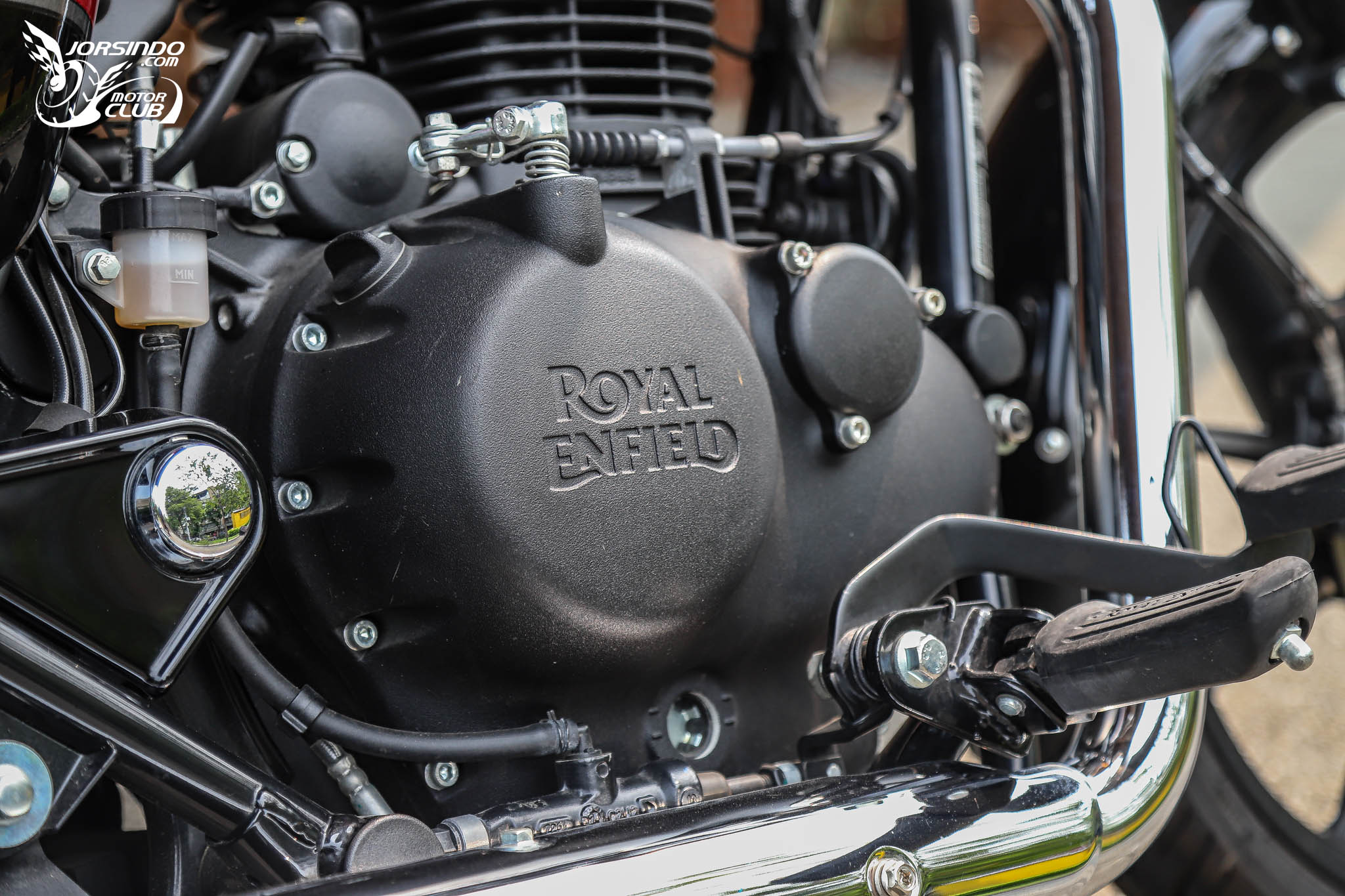穿越時空的英倫文物！Royal Enfield Bullet / Classic / Meteor 350 試駕542|小老婆汽機車資訊網
