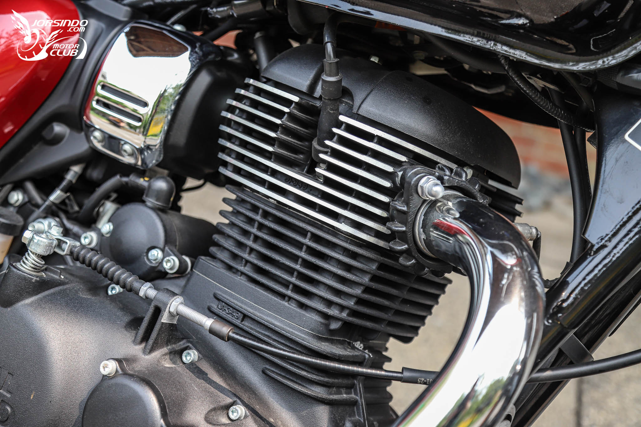 穿越時空的英倫文物！Royal Enfield Bullet / Classic / Meteor 350 試駕4808|小老婆汽機車資訊網