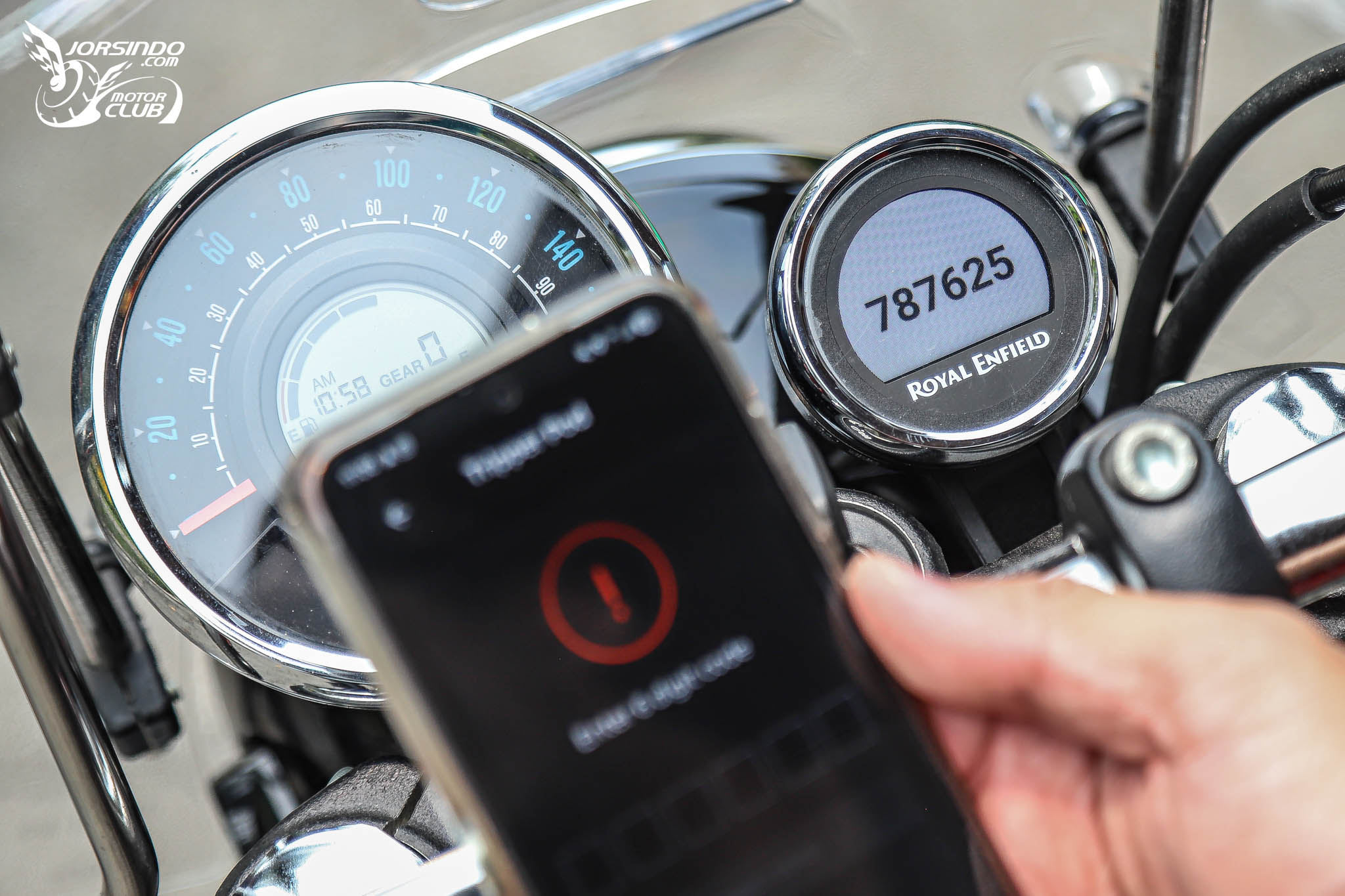 穿越時空的英倫文物！Royal Enfield Bullet / Classic / Meteor 350 試駕514|小老婆汽機車資訊網