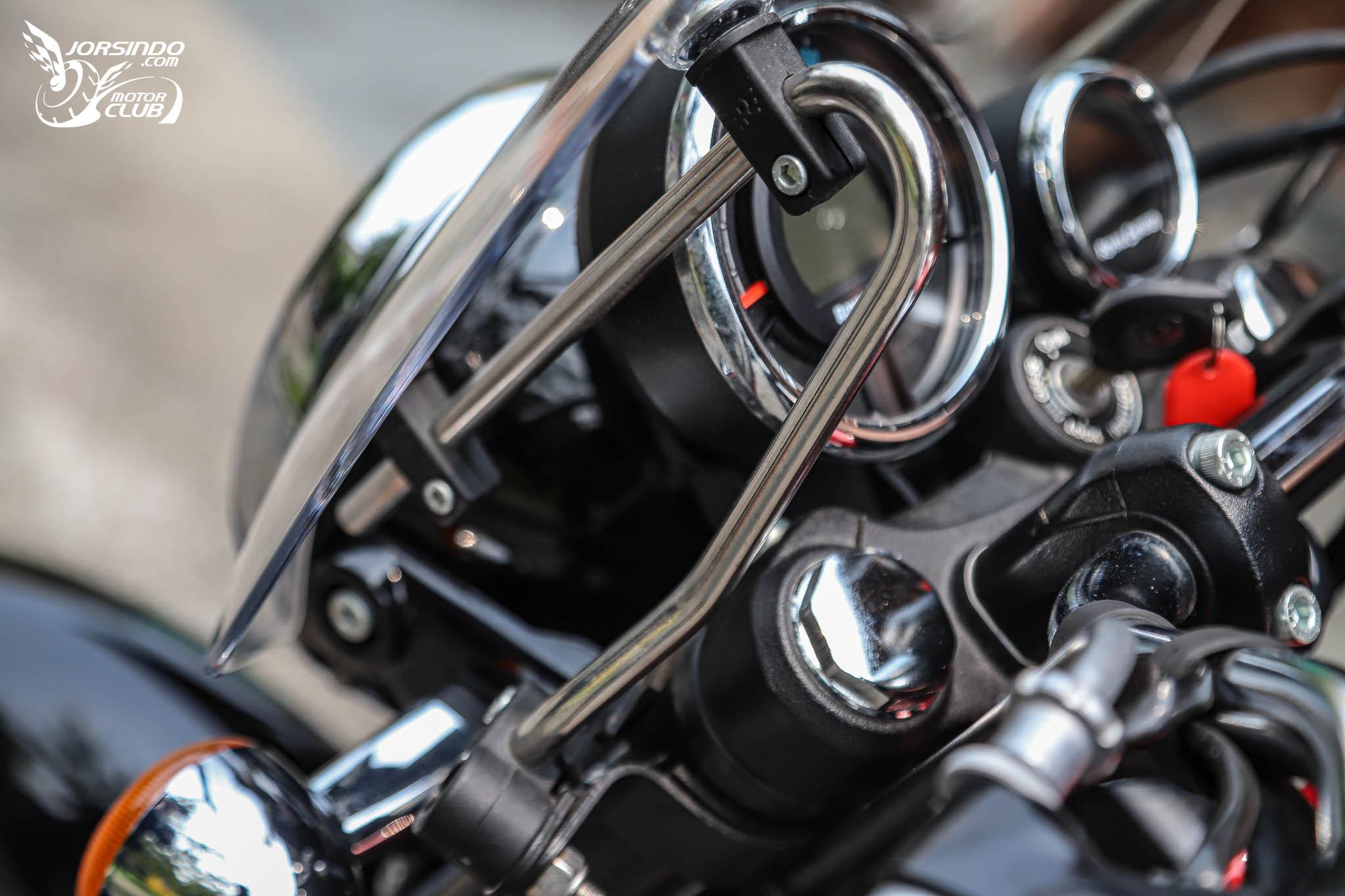 穿越時空的英倫文物！Royal Enfield Bullet / Classic / Meteor 350 試駕6258|小老婆汽機車資訊網